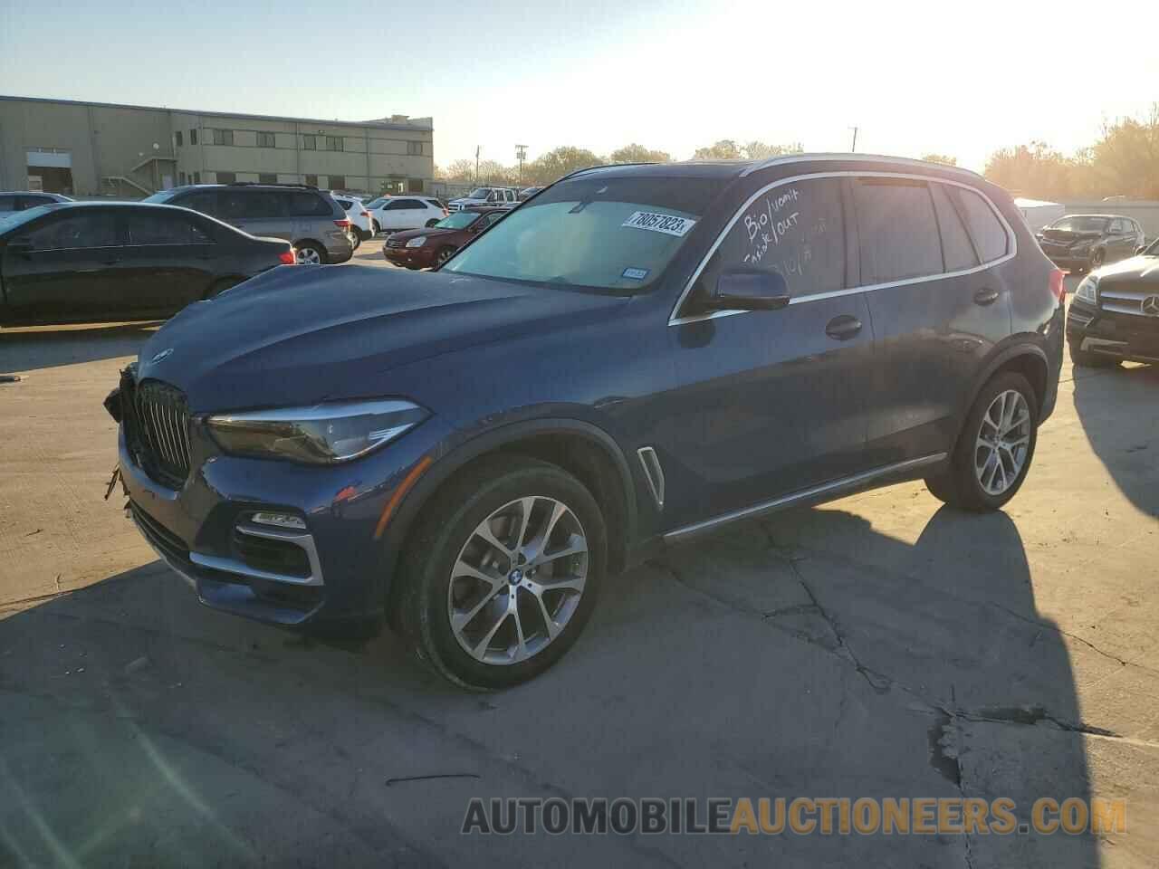 5UXCR6C51KLL06962 BMW X5 2019