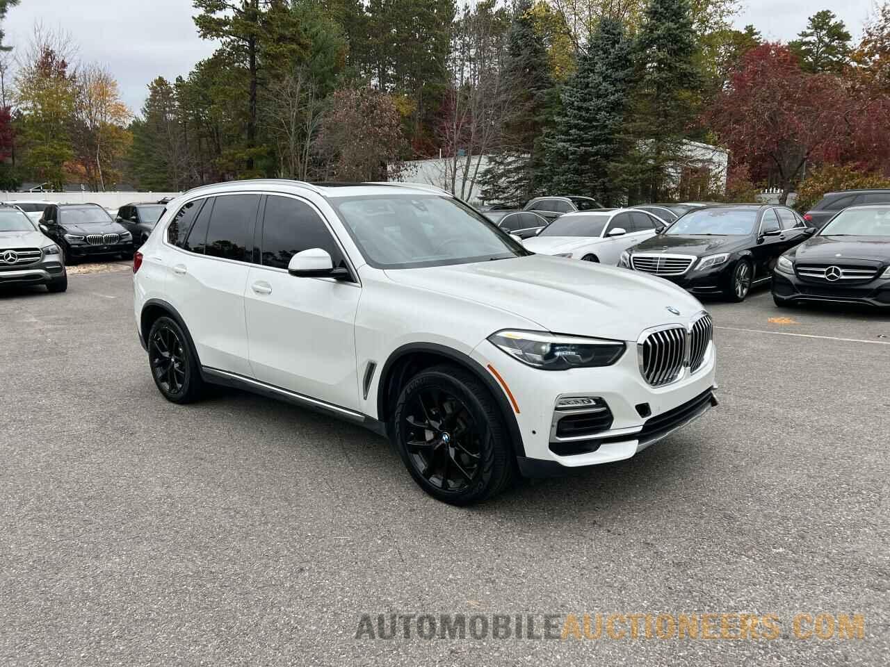 5UXCR6C51KLL24703 BMW X5 2019