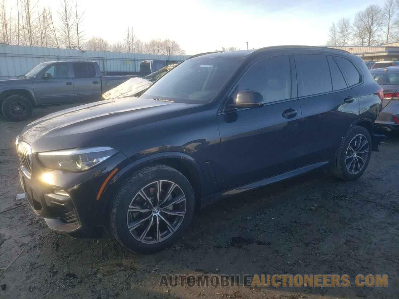 5UXCR6C51KLL63923 BMW X5 2019