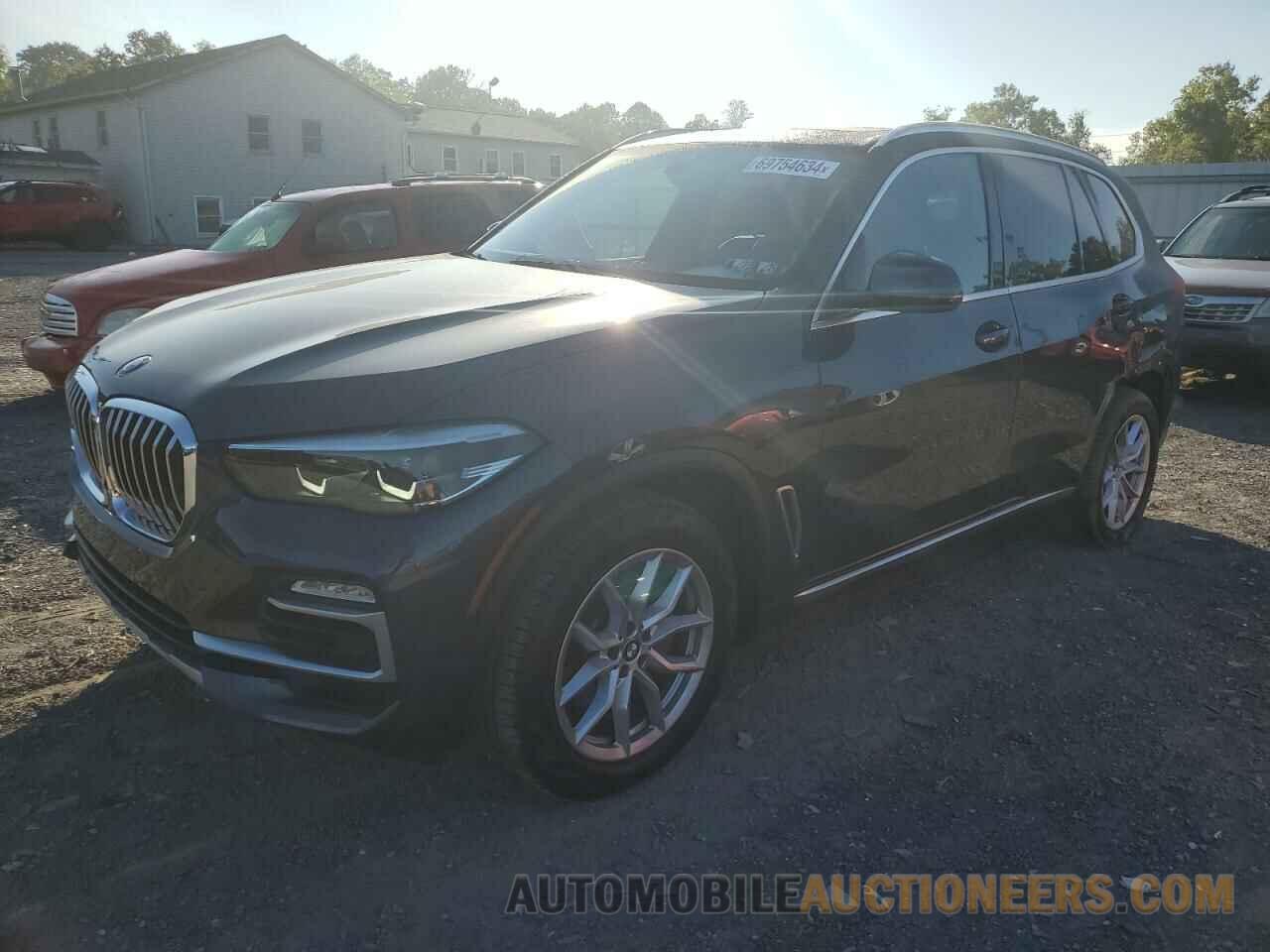 5UXCR6C52KLL22961 BMW X5 2019