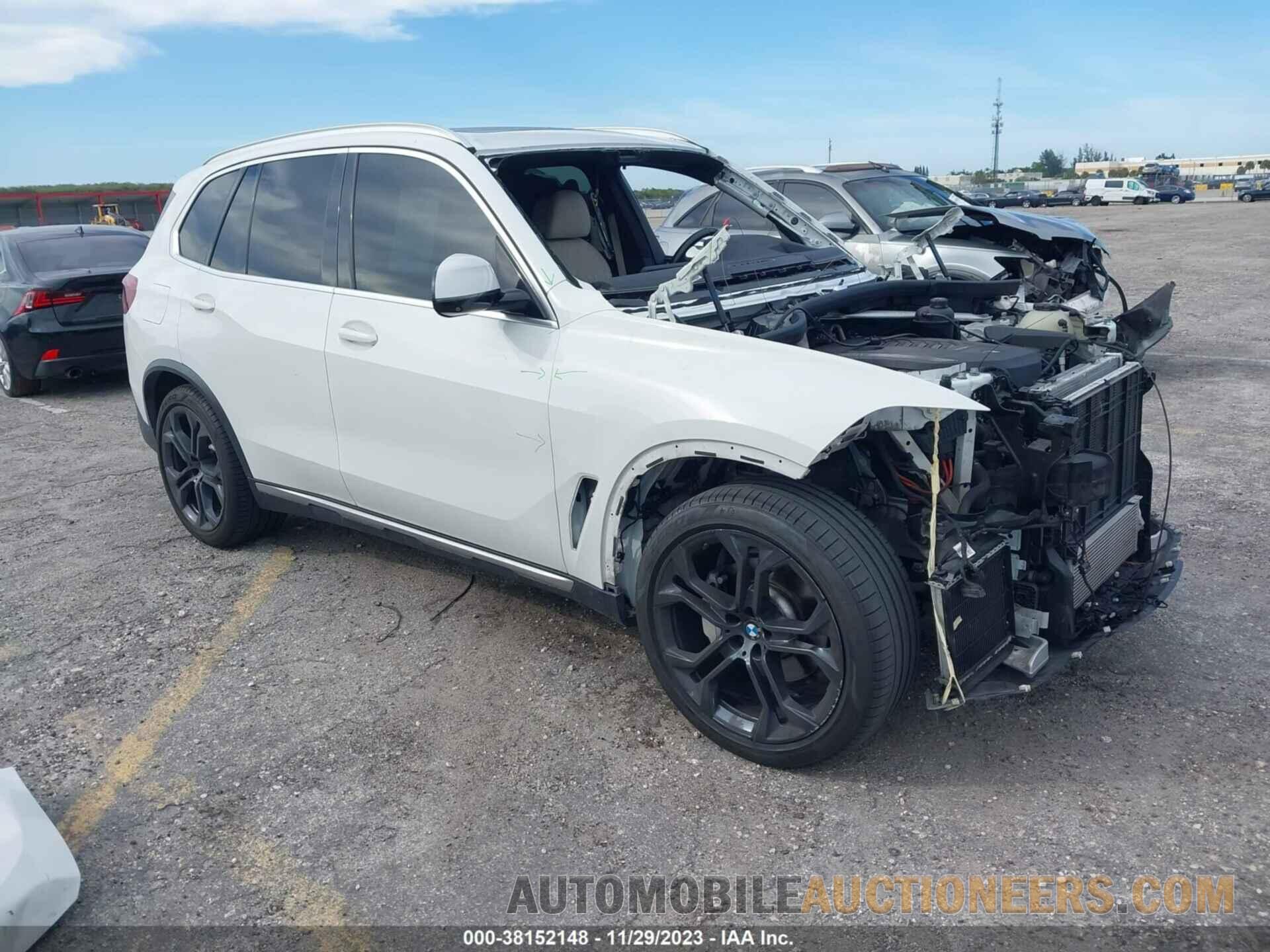 5UXCR6C52KLL40392 BMW X5 2019