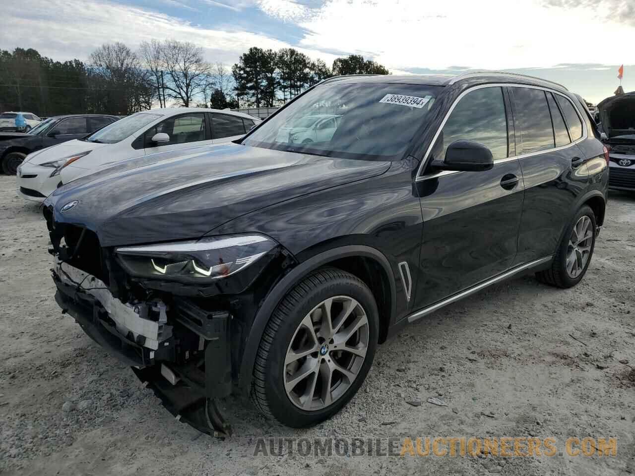 5UXCR6C55KLL10738 BMW X5 2019