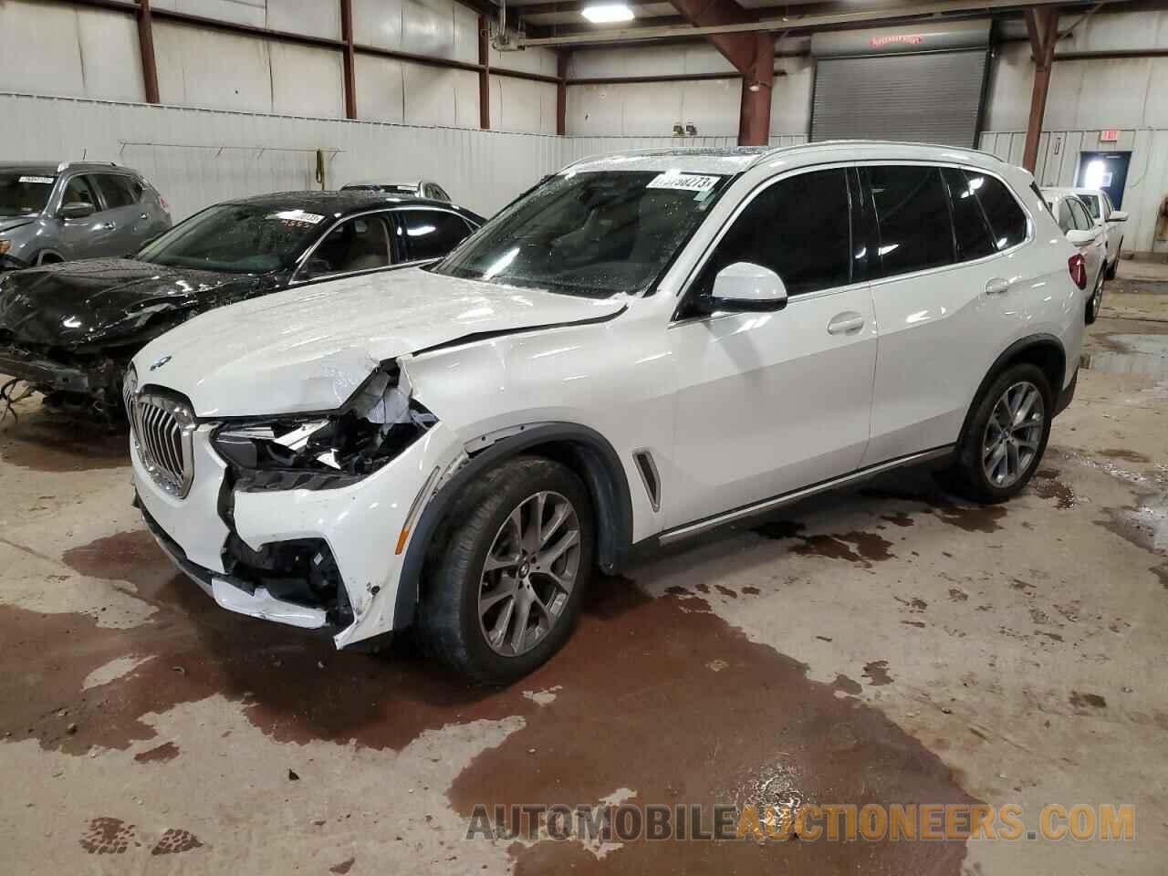 5UXCR6C56KLL04611 BMW X5 2019