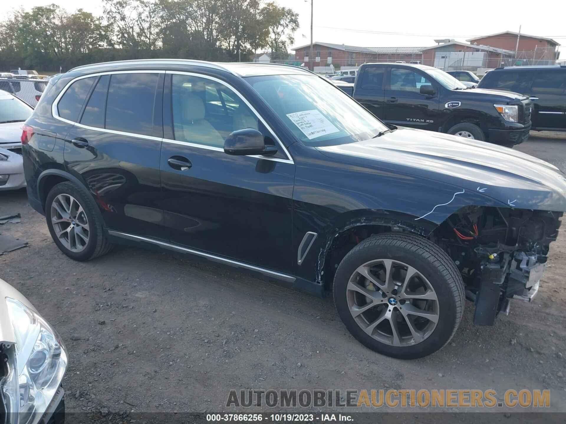 5UXCR6C56KLL25717 BMW X5 2019