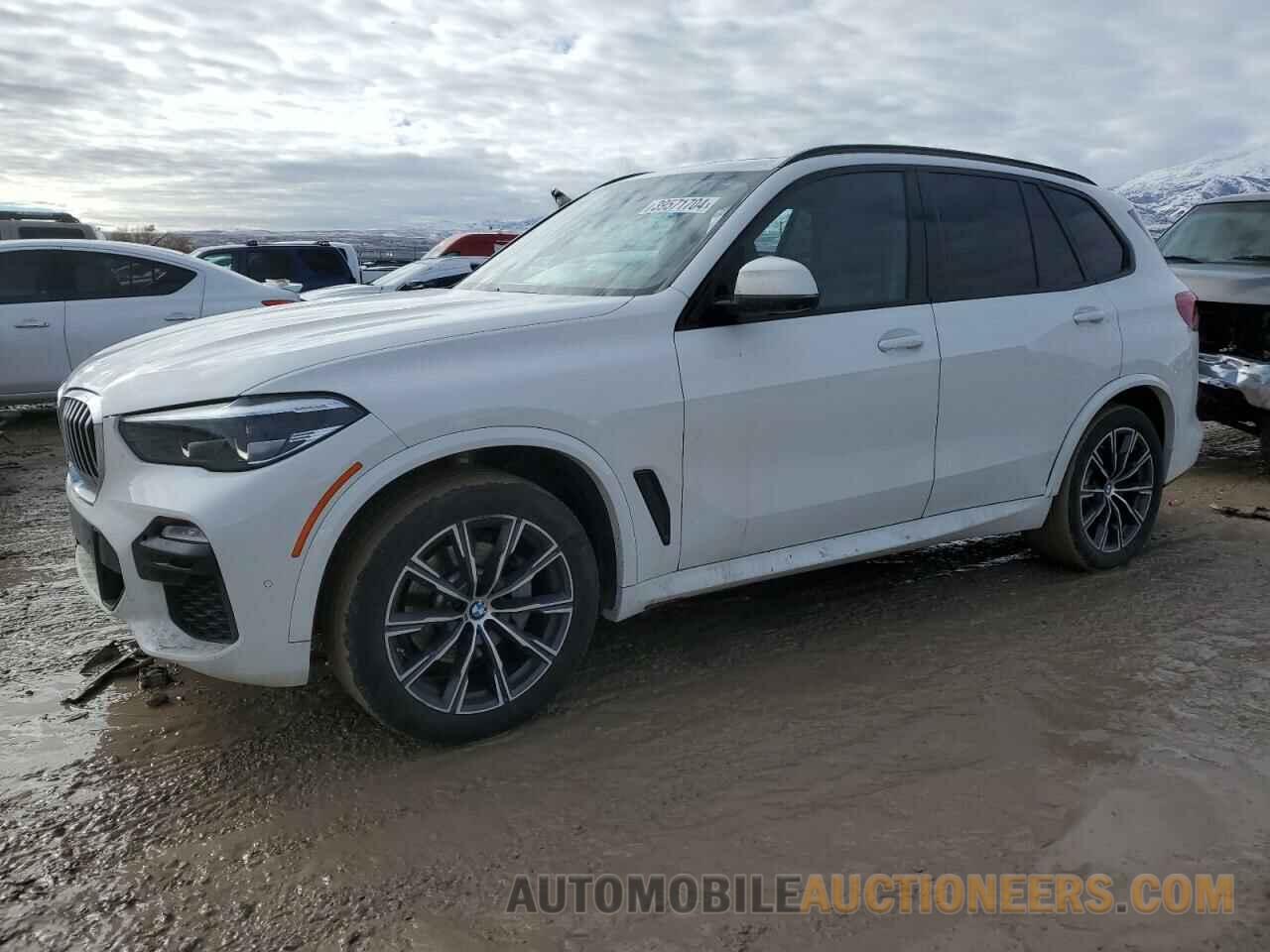 5UXCR6C56KLL40542 BMW X5 2019