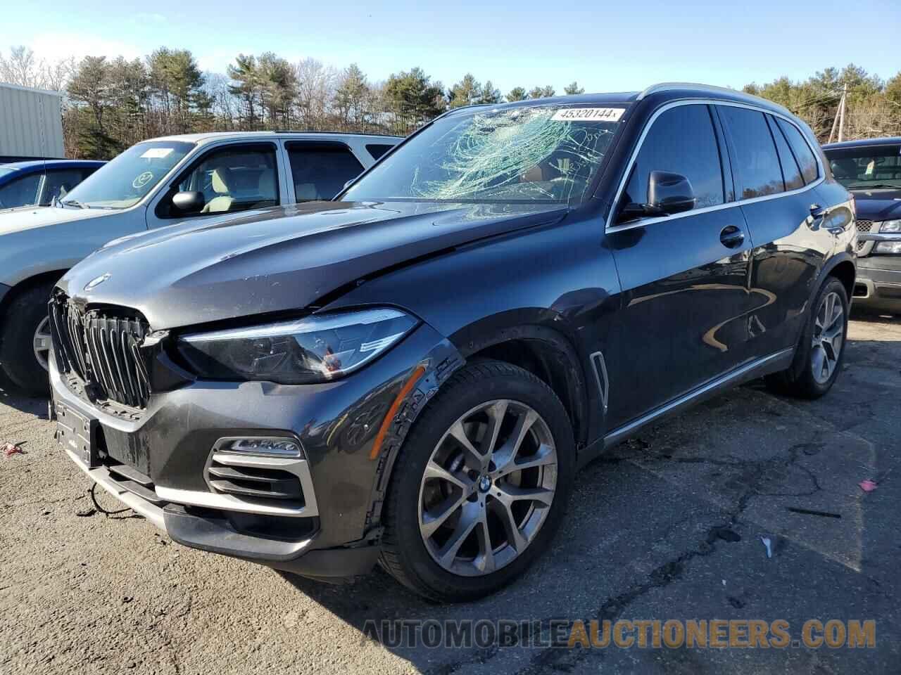 5UXCR6C56KLL64744 BMW X5 2019