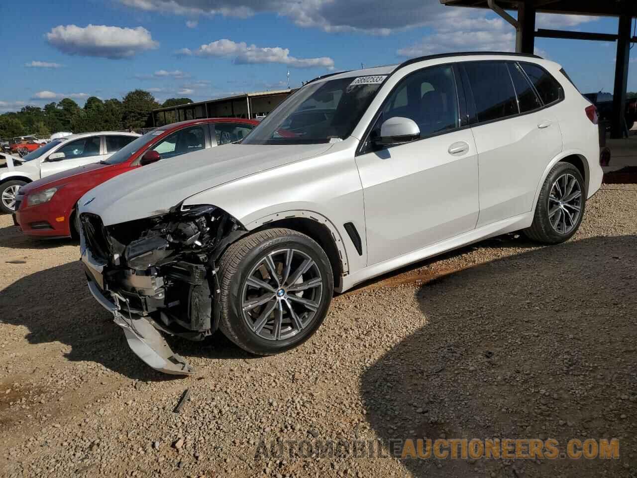 5UXCR6C57KLL02933 BMW X5 2019