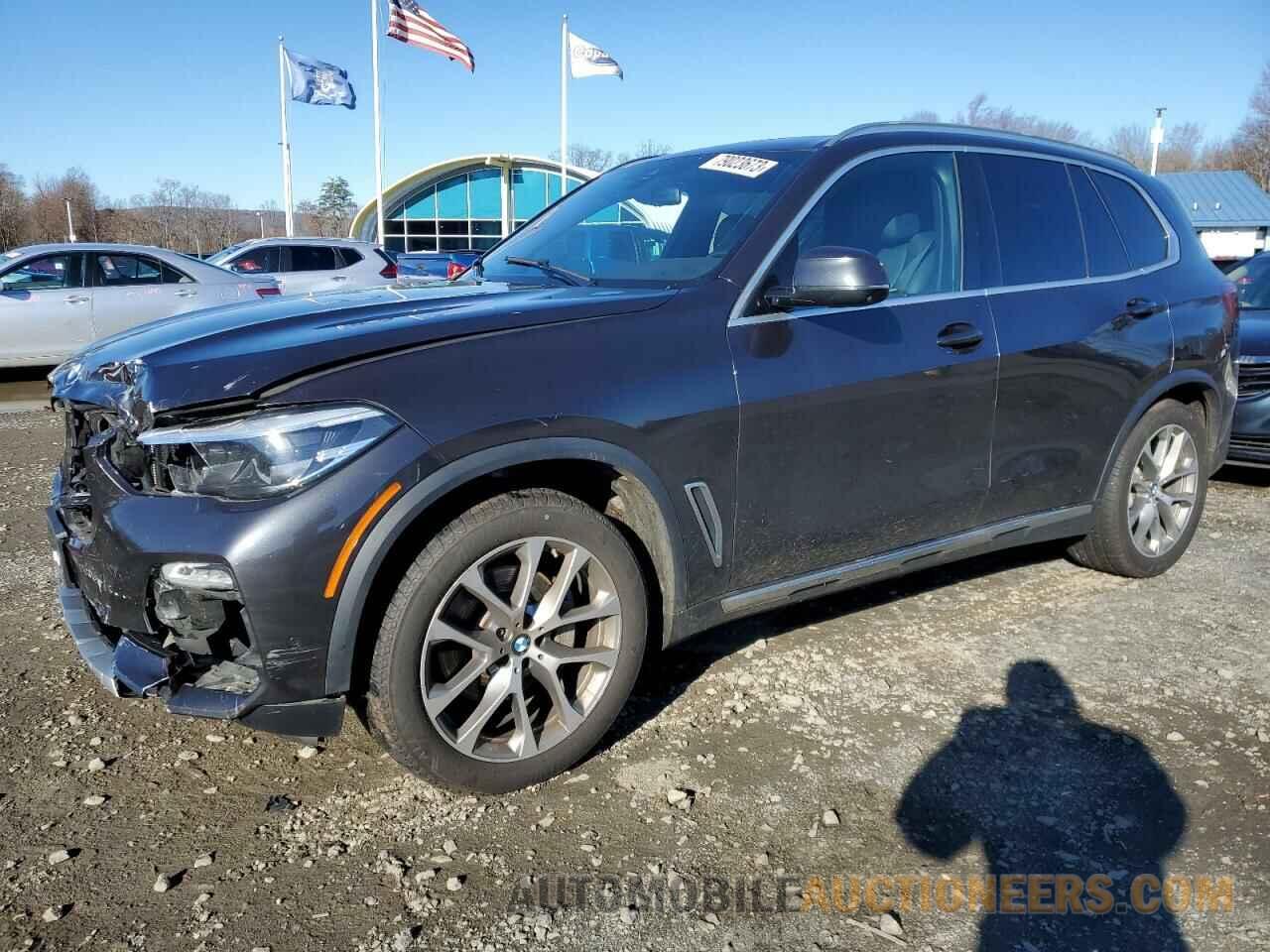 5UXCR6C57KLL23328 BMW X5 2019