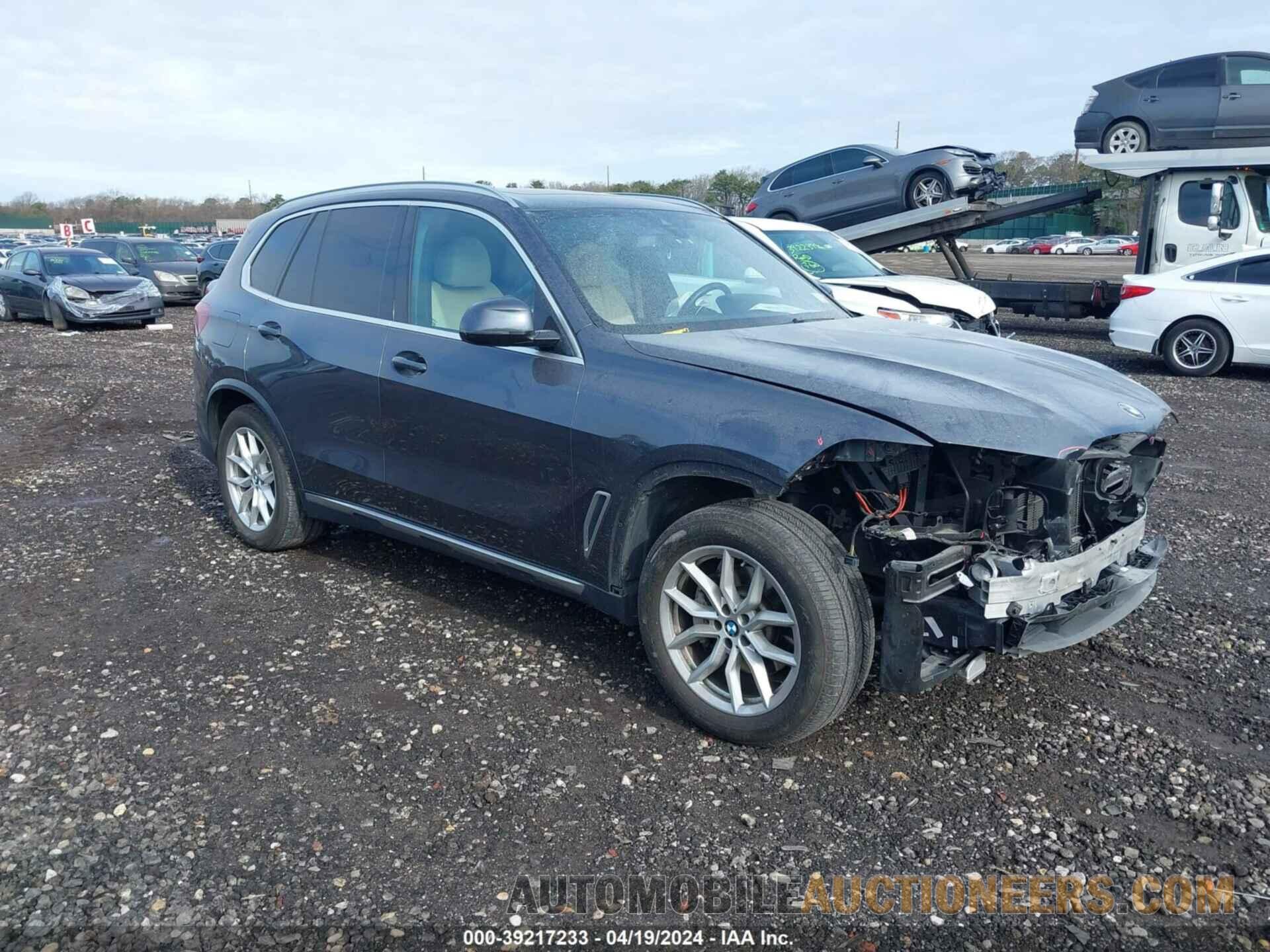 5UXCR6C57KLL40663 BMW X5 2019