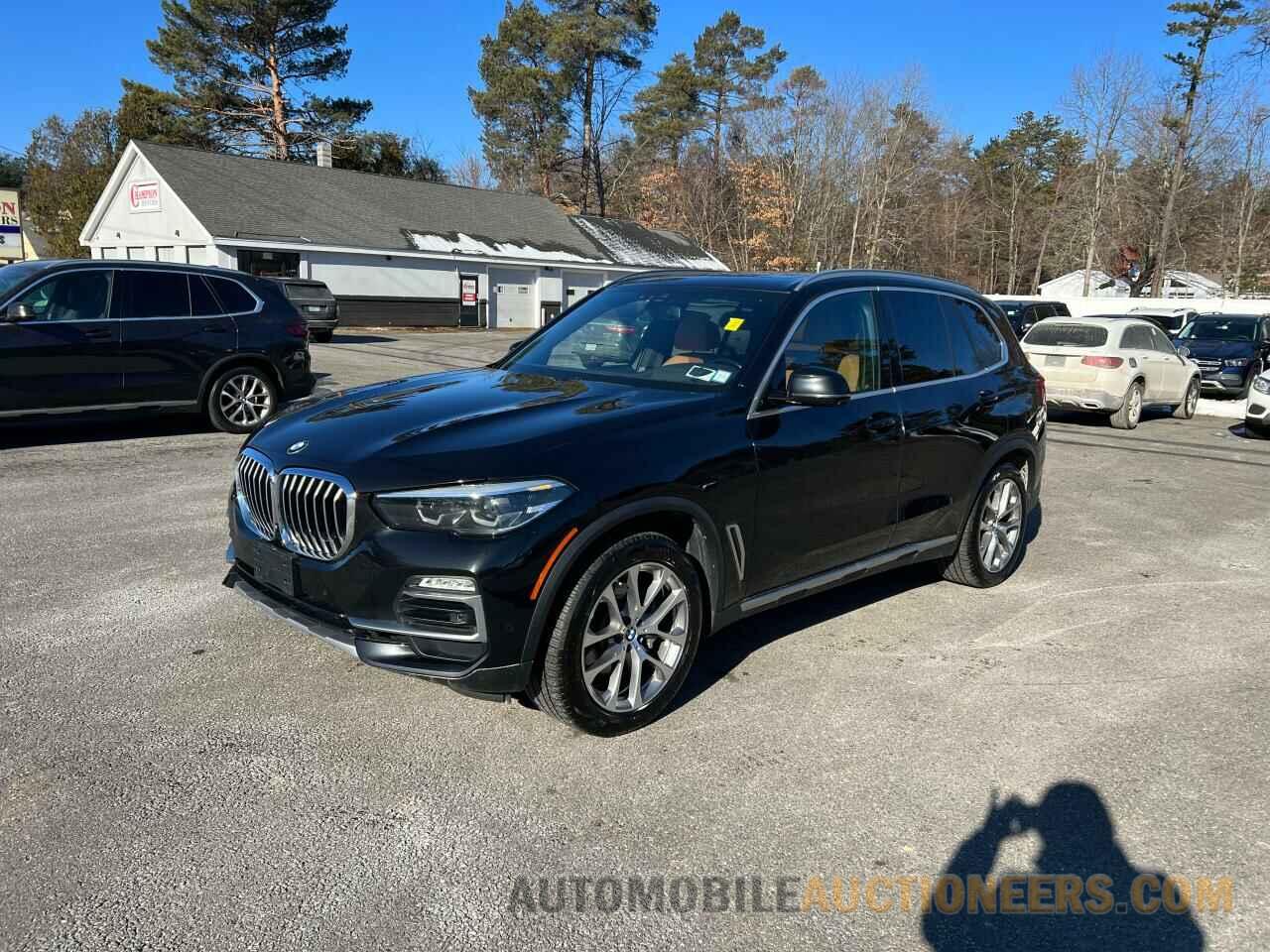 5UXCR6C5XKLL35585 BMW X5 2019