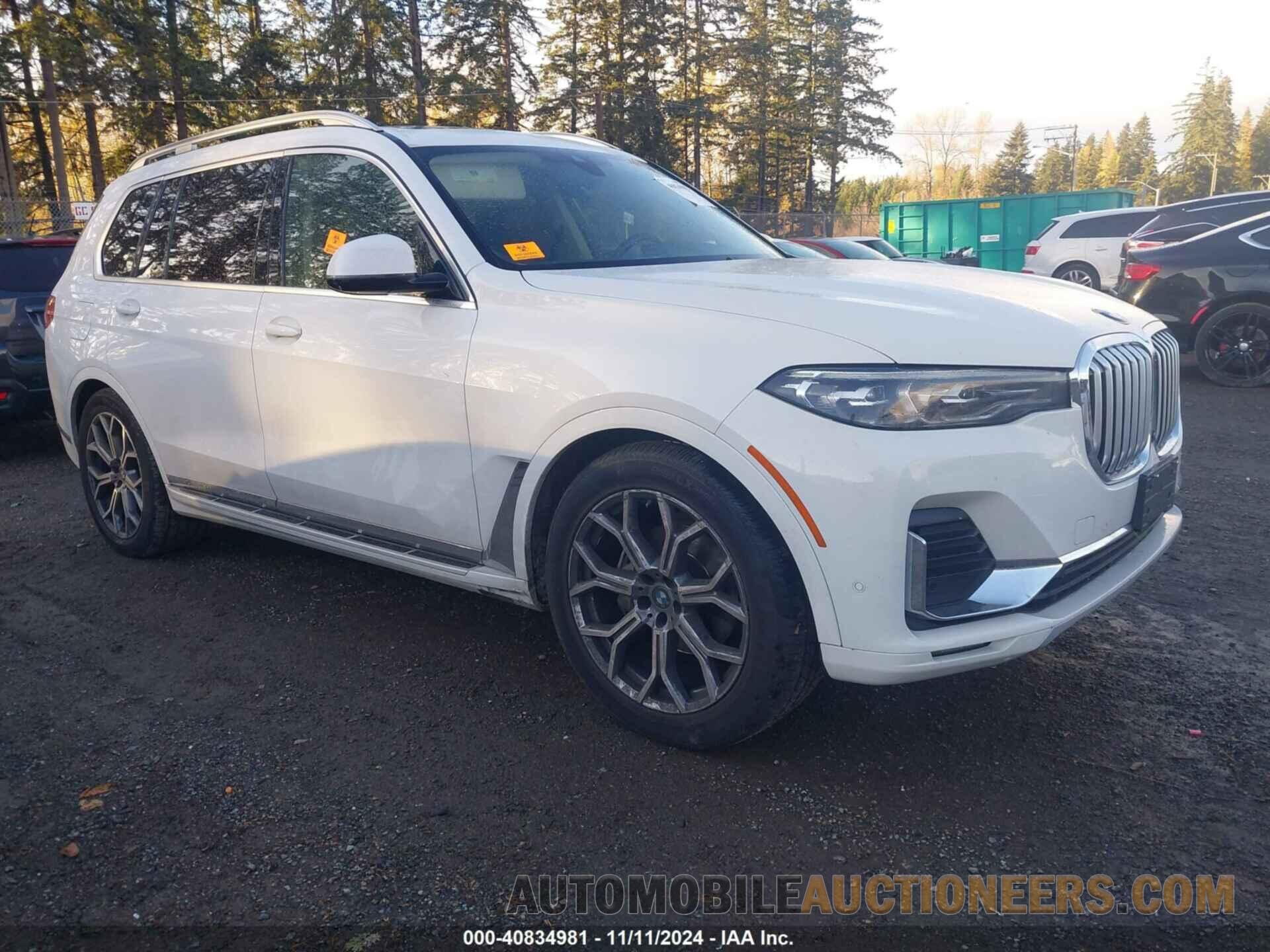 5UXCW2C00M9G03360 BMW X7 2021