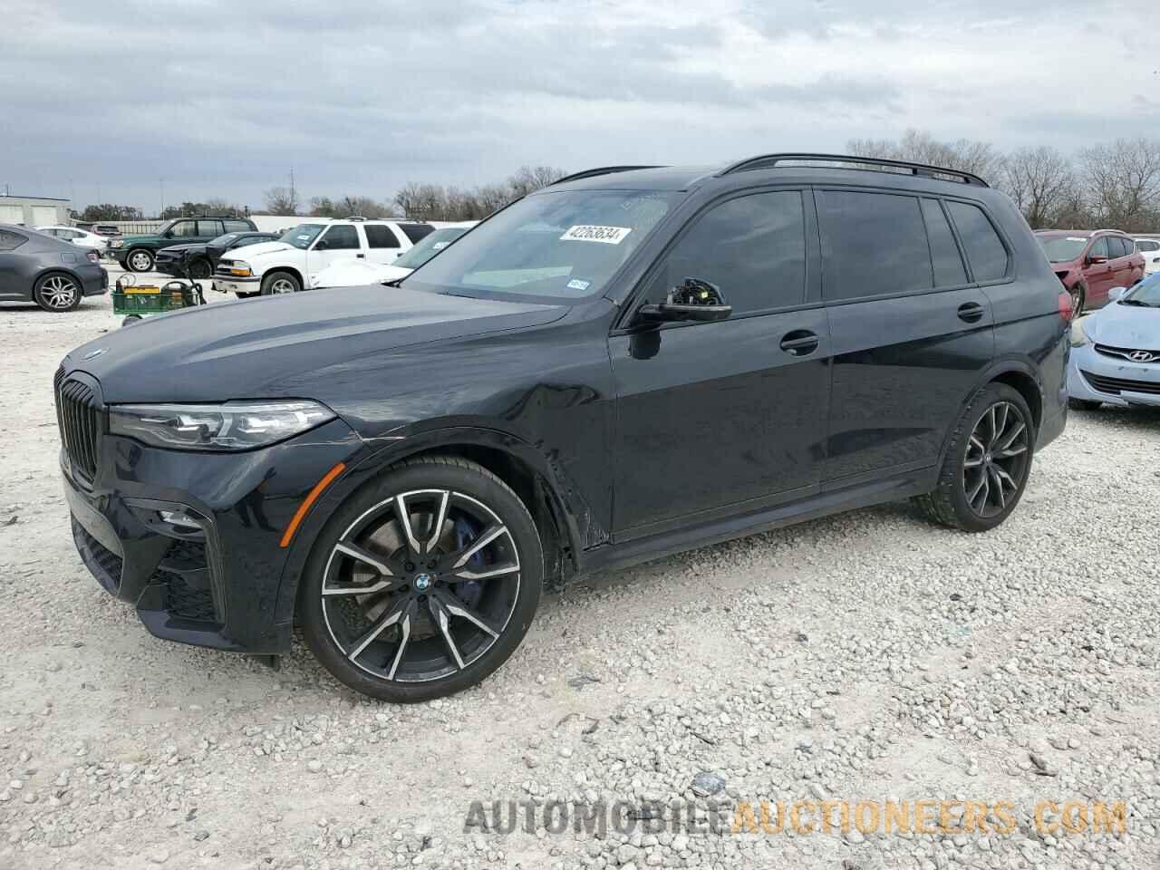 5UXCW2C00M9G95585 BMW X7 2021