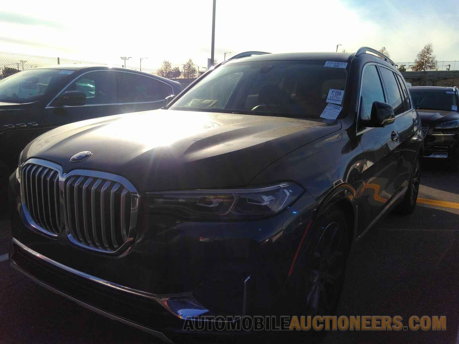 5UXCW2C00M9H08268 BMW X7 2021