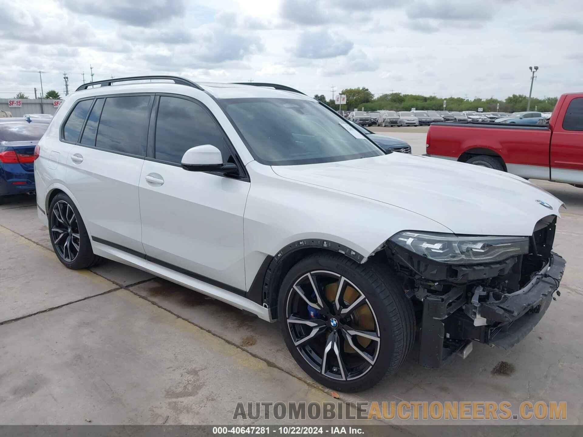 5UXCW2C00N9K15642 BMW X7 2022