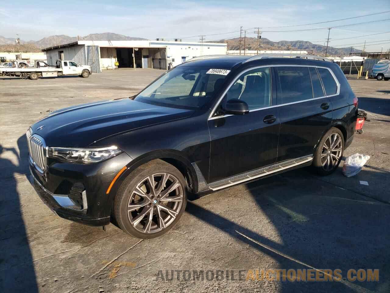 5UXCW2C00N9M49943 BMW X7 2022