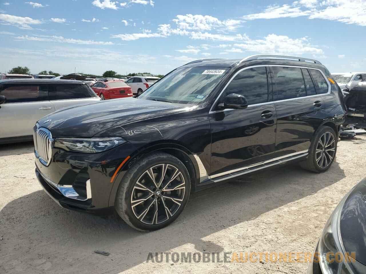 5UXCW2C01L9B41048 BMW X7 2020