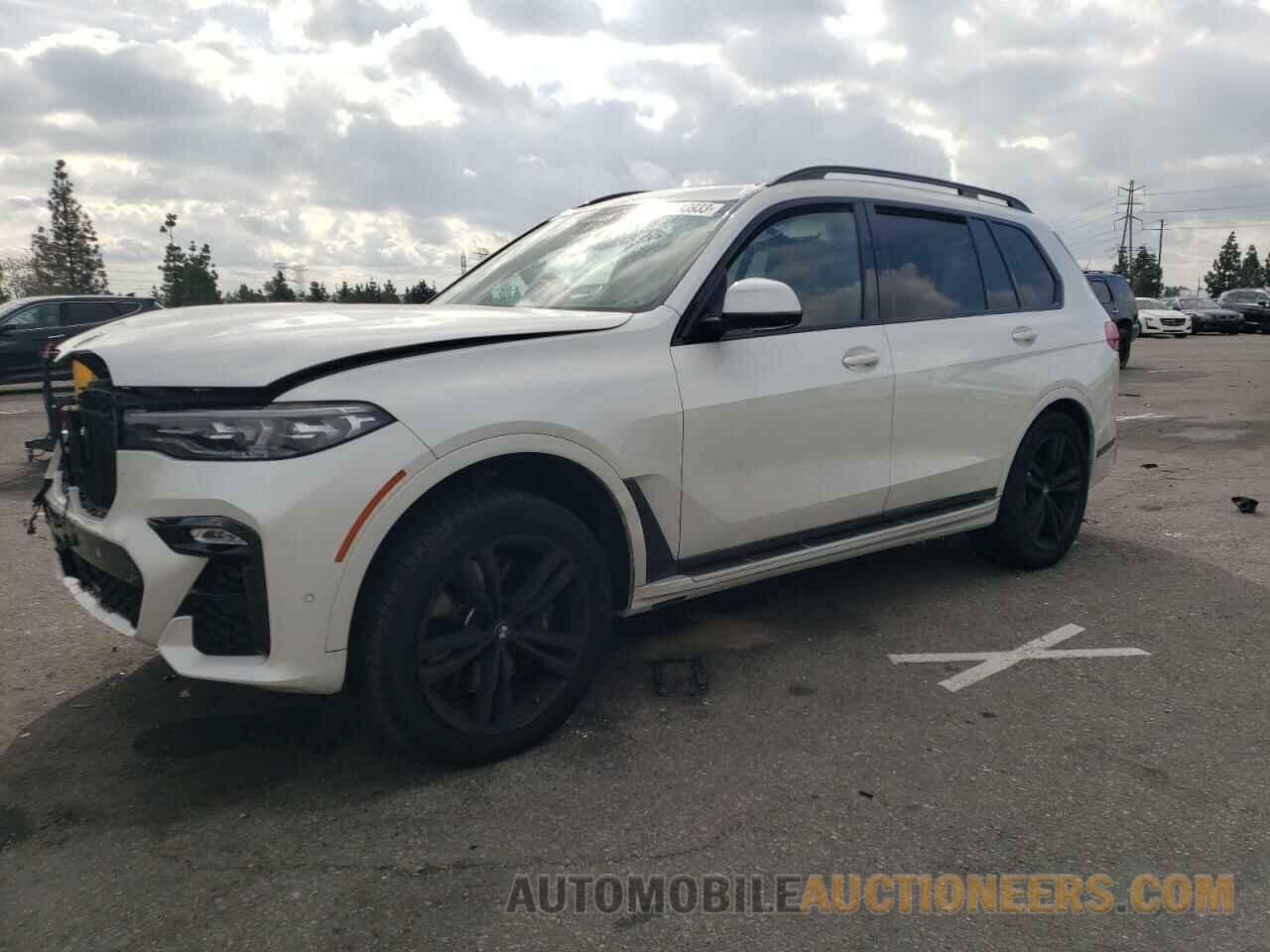 5UXCW2C02M9F94838 BMW X7 2021