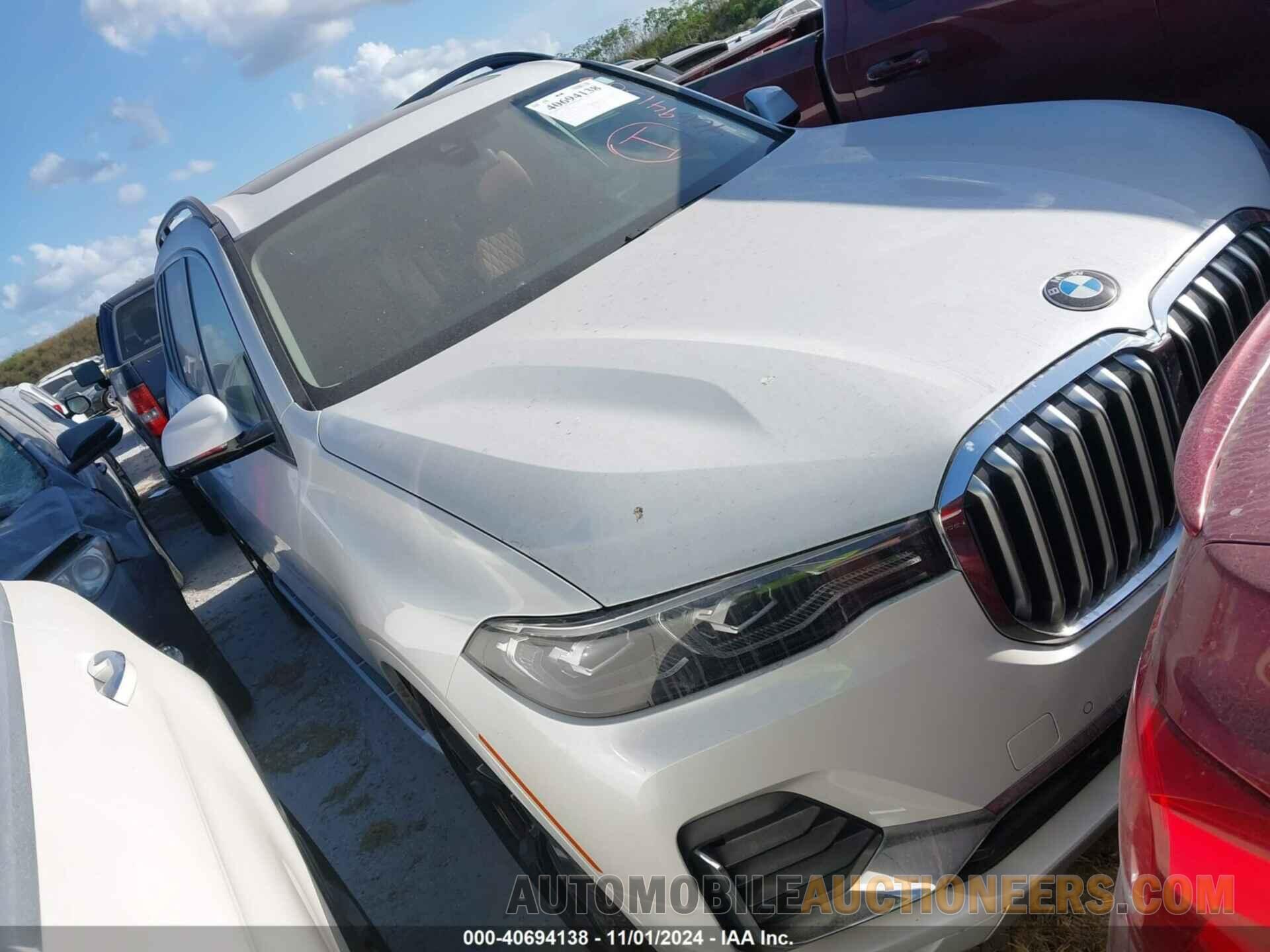 5UXCW2C02M9G78349 BMW X7 2021