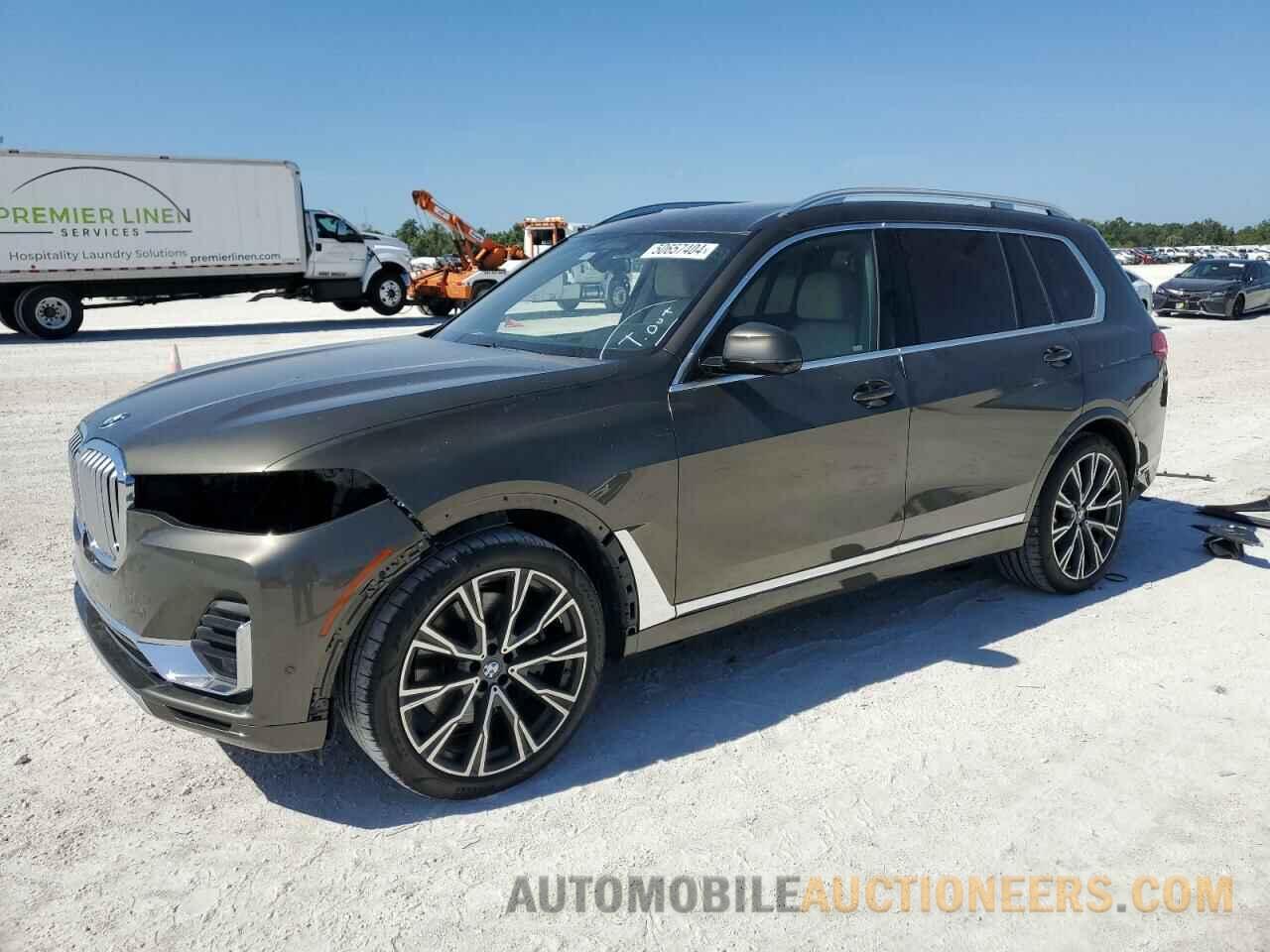 5UXCW2C03M9D98620 BMW X7 2021