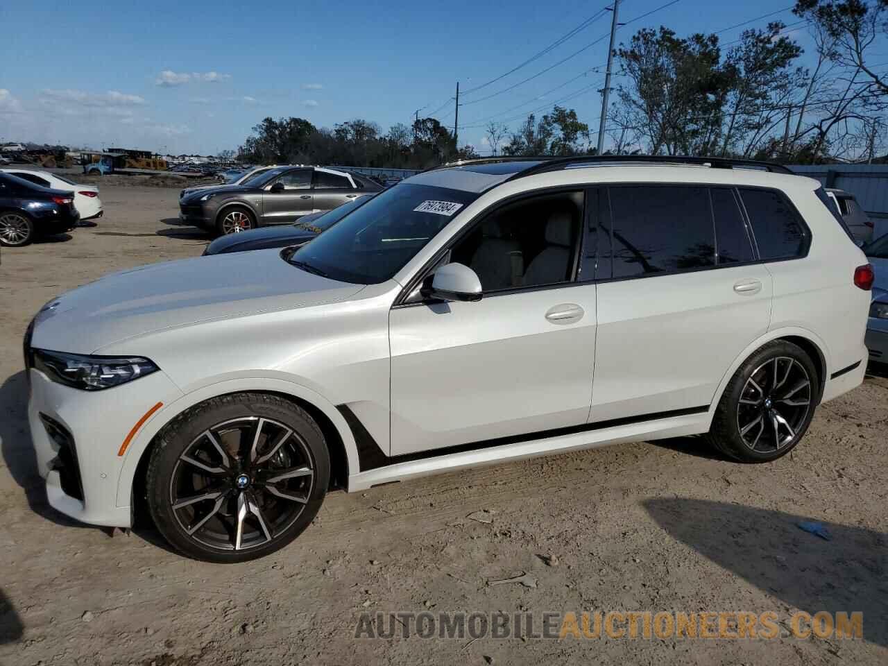 5UXCW2C03M9G02218 BMW X7 2021