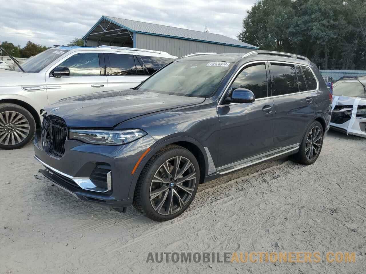 5UXCW2C03M9G07807 BMW X7 2021