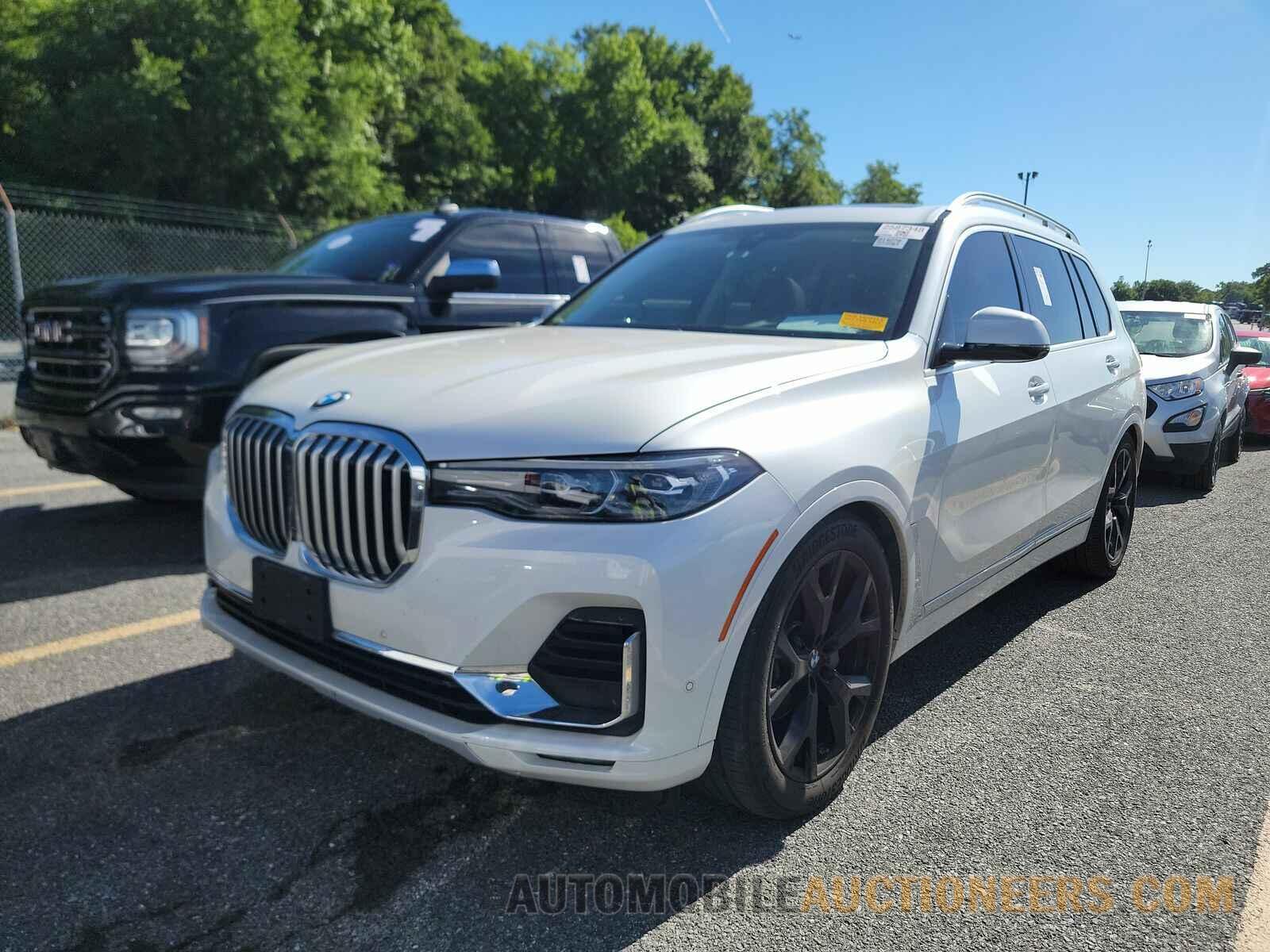 5UXCW2C03M9H72076 BMW X7 2021