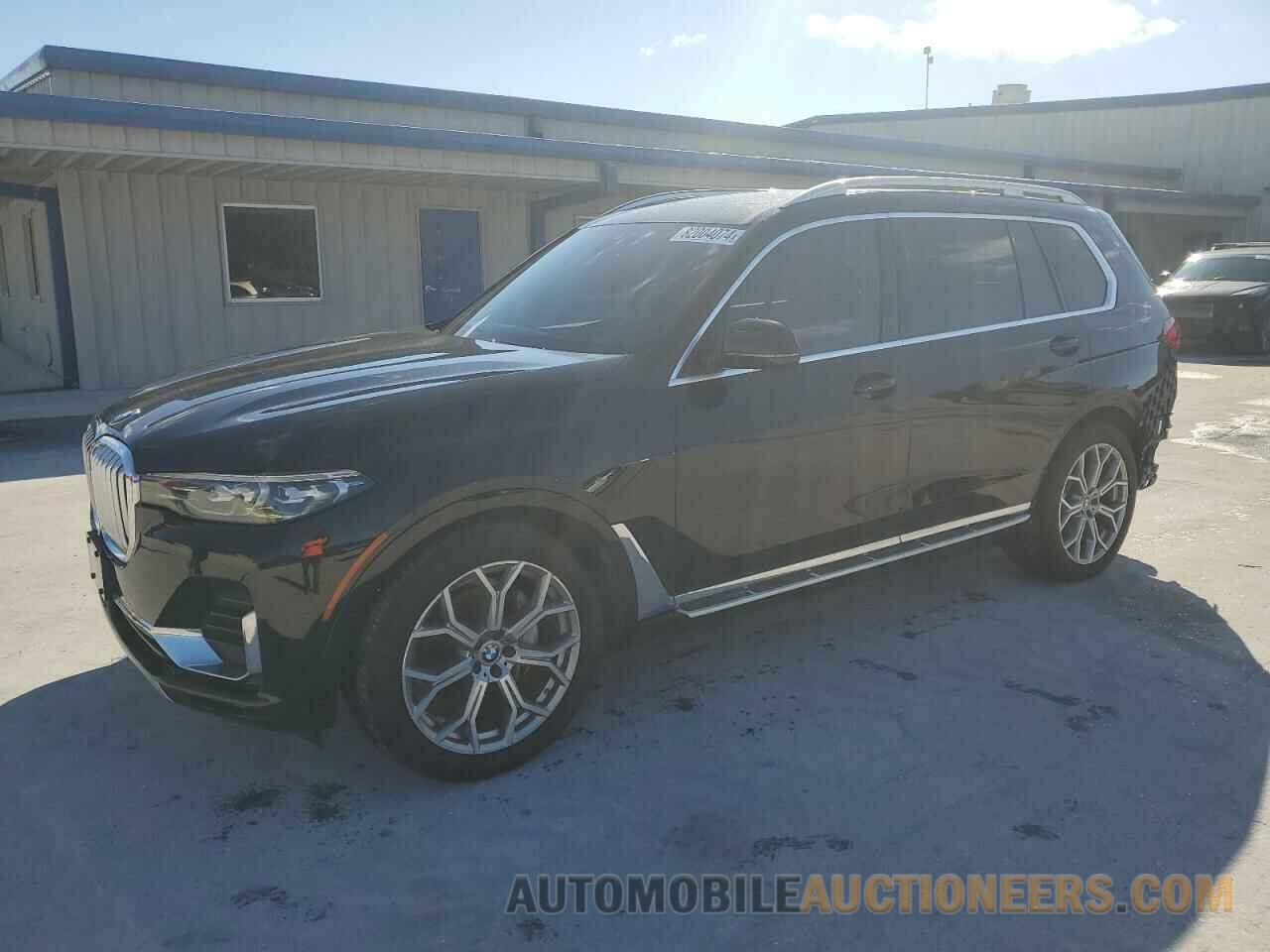 5UXCW2C04L9B42436 BMW X7 2020