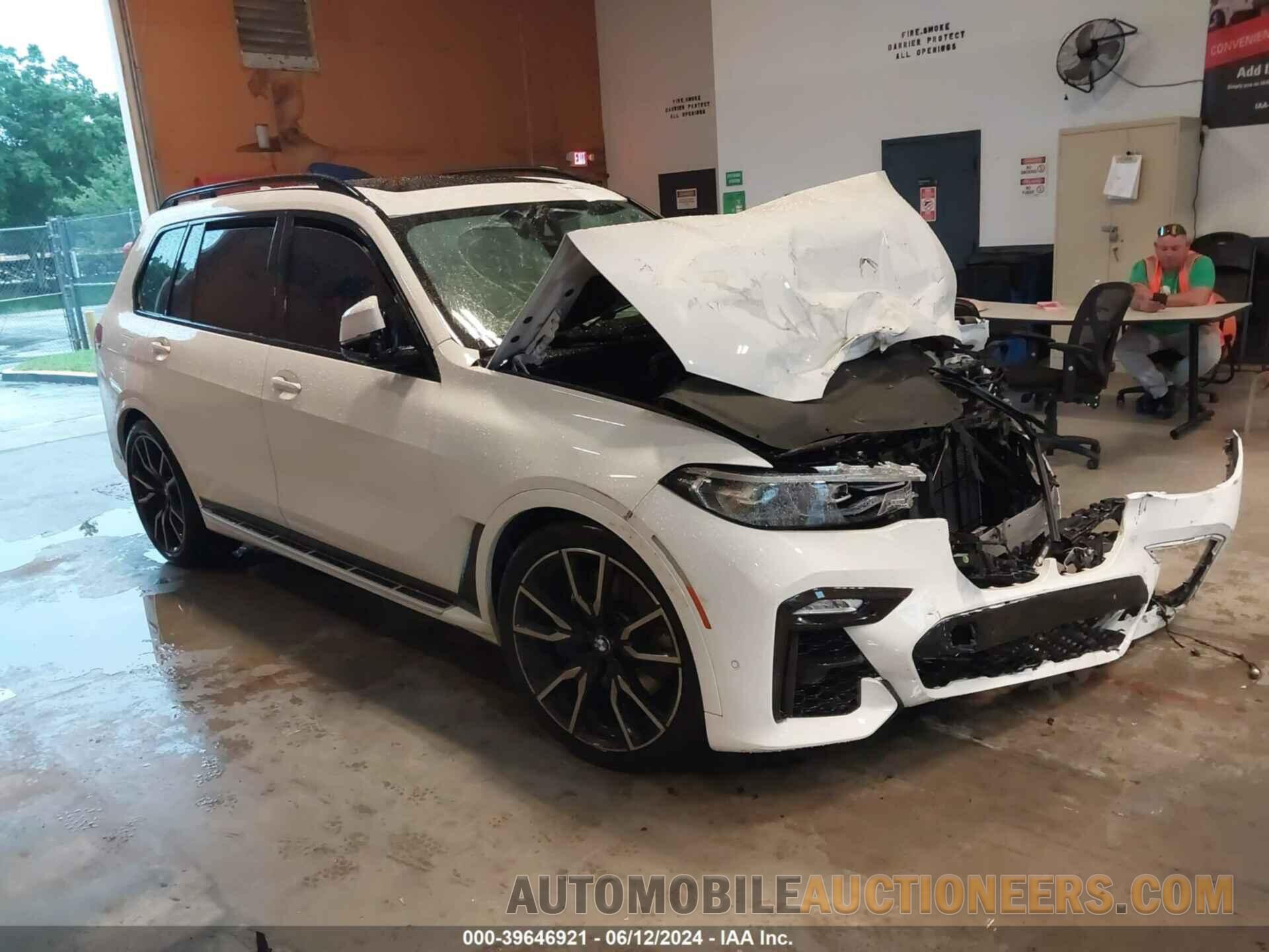 5UXCW2C04L9B64517 BMW X7 2020