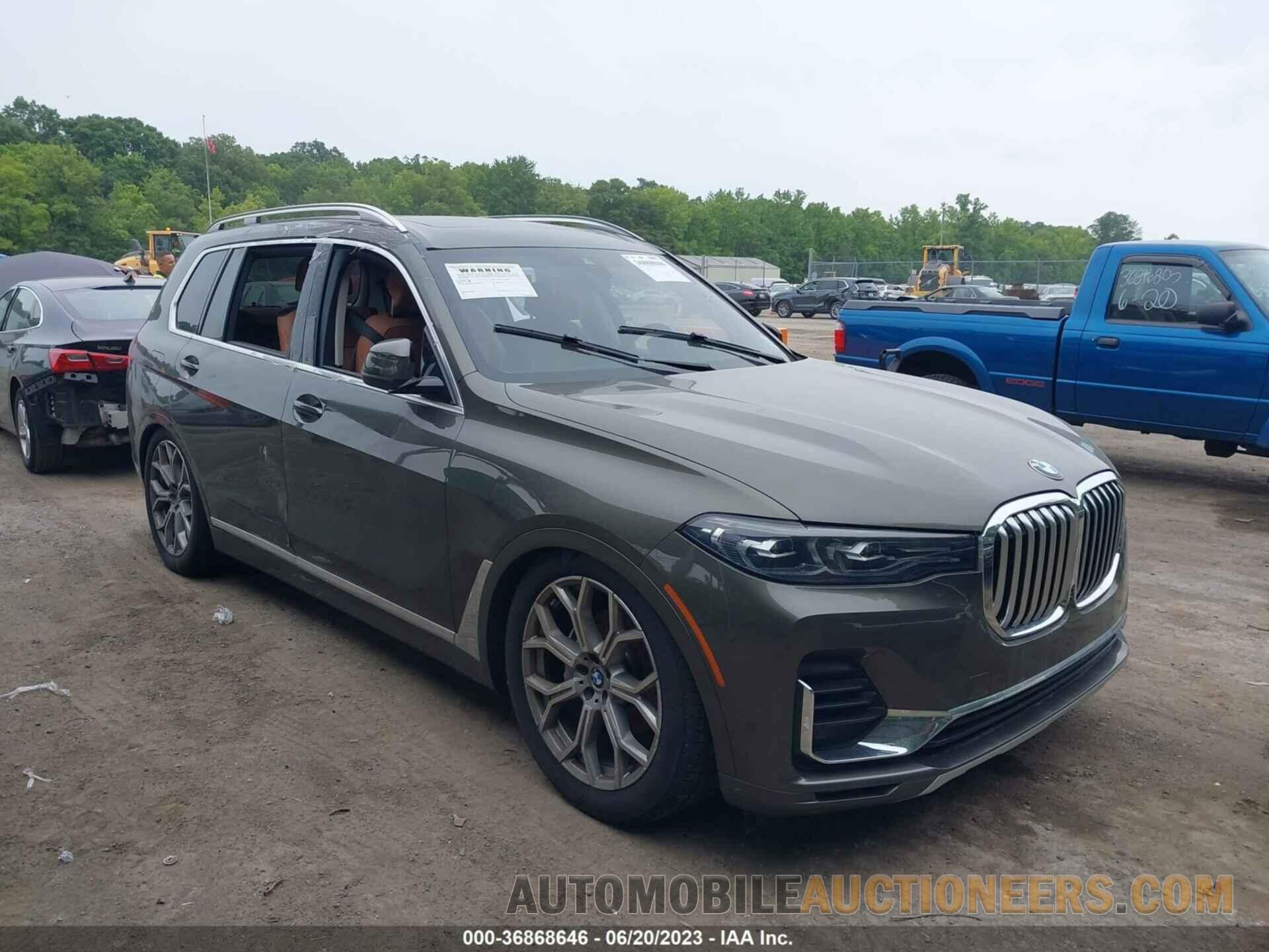 5UXCW2C04M9E36422 BMW X7 2021