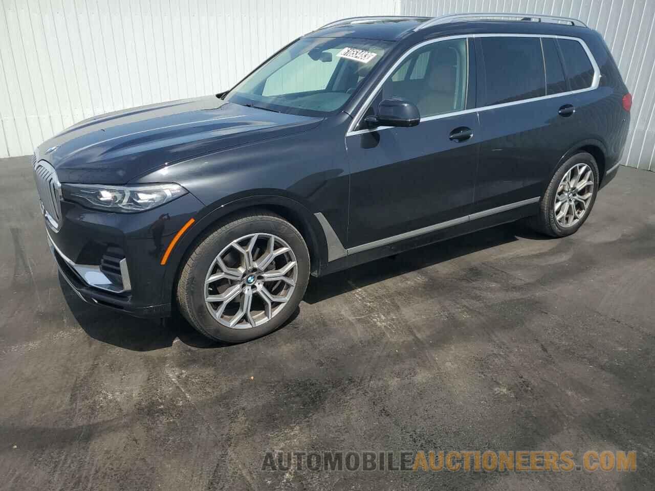 5UXCW2C04M9H49857 BMW X7 2021