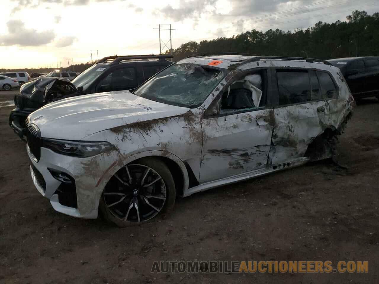 5UXCW2C04N9M39528 BMW X7 2022