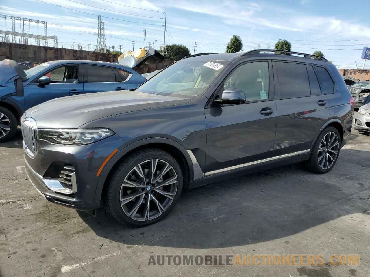 5UXCW2C05M9F03531 BMW X7 2021