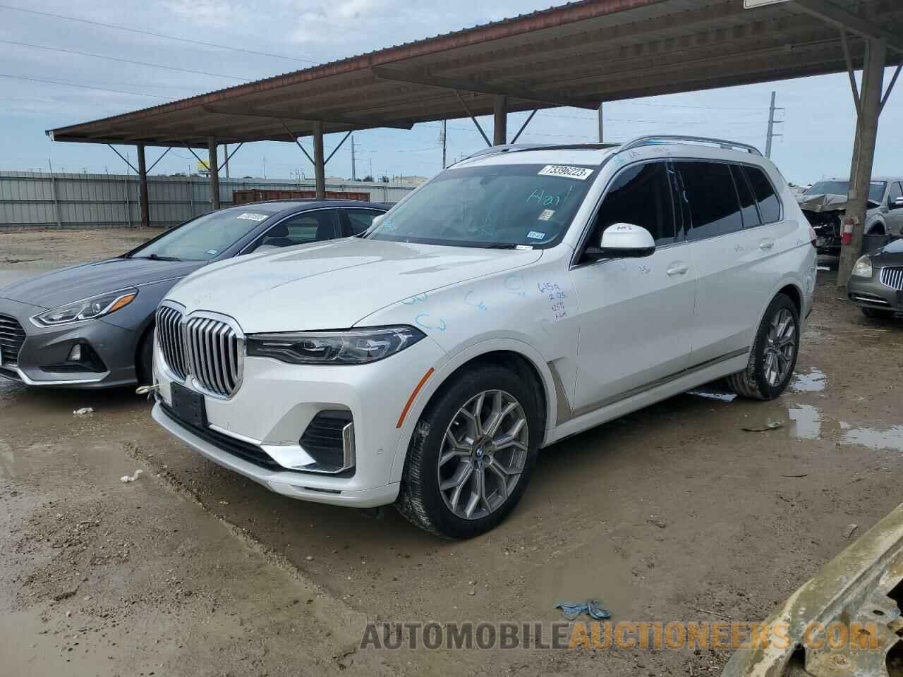 5UXCW2C06L9B13083 BMW X7 2020