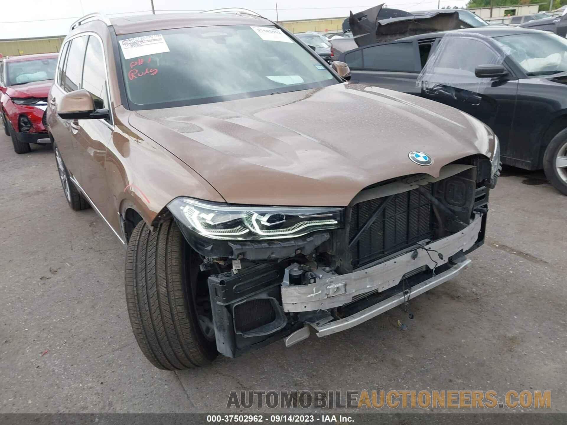 5UXCW2C06L9B86440 BMW X7 2020