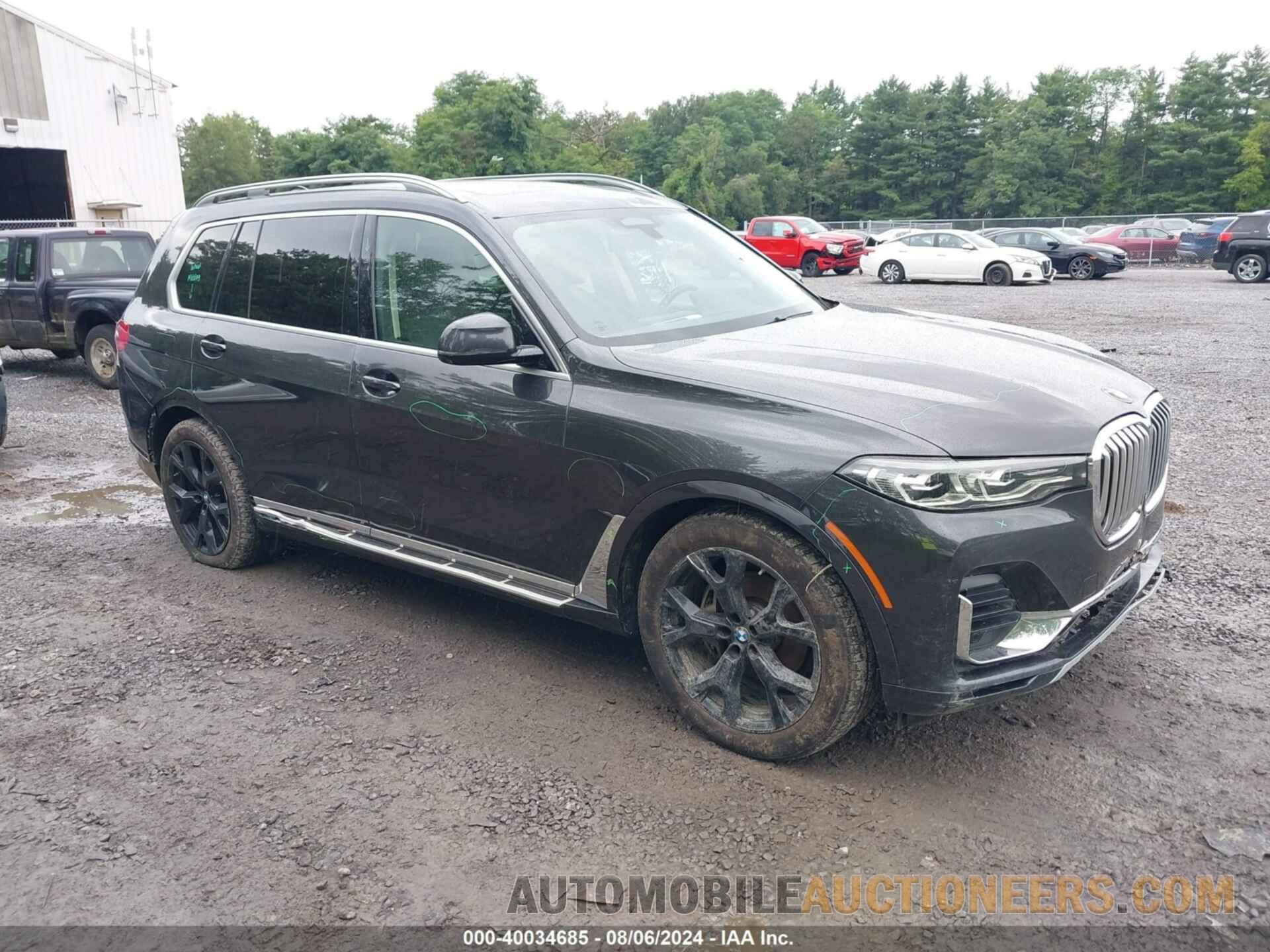 5UXCW2C06M9E26989 BMW X7 2021