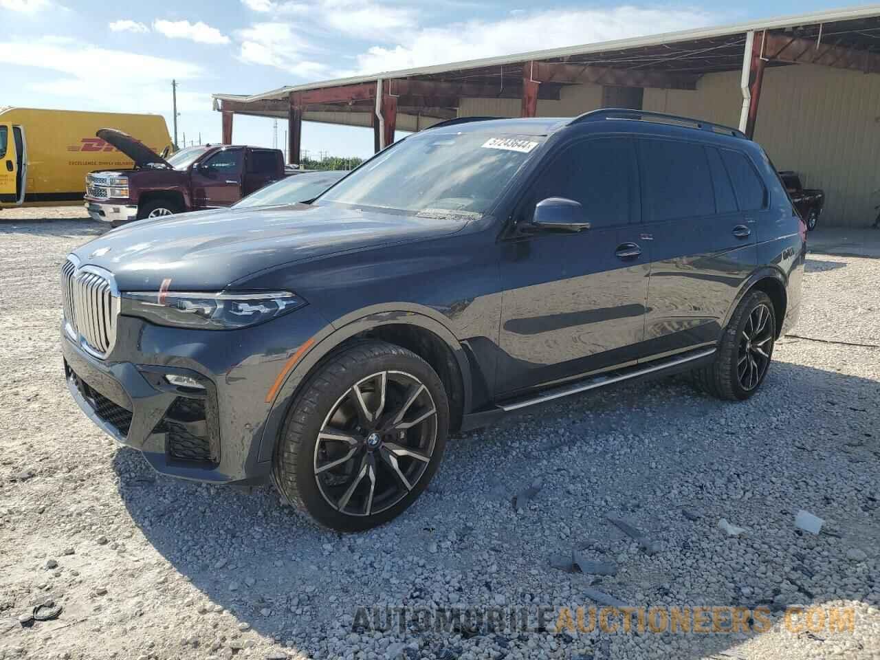 5UXCW2C06N9K60424 BMW X7 2022