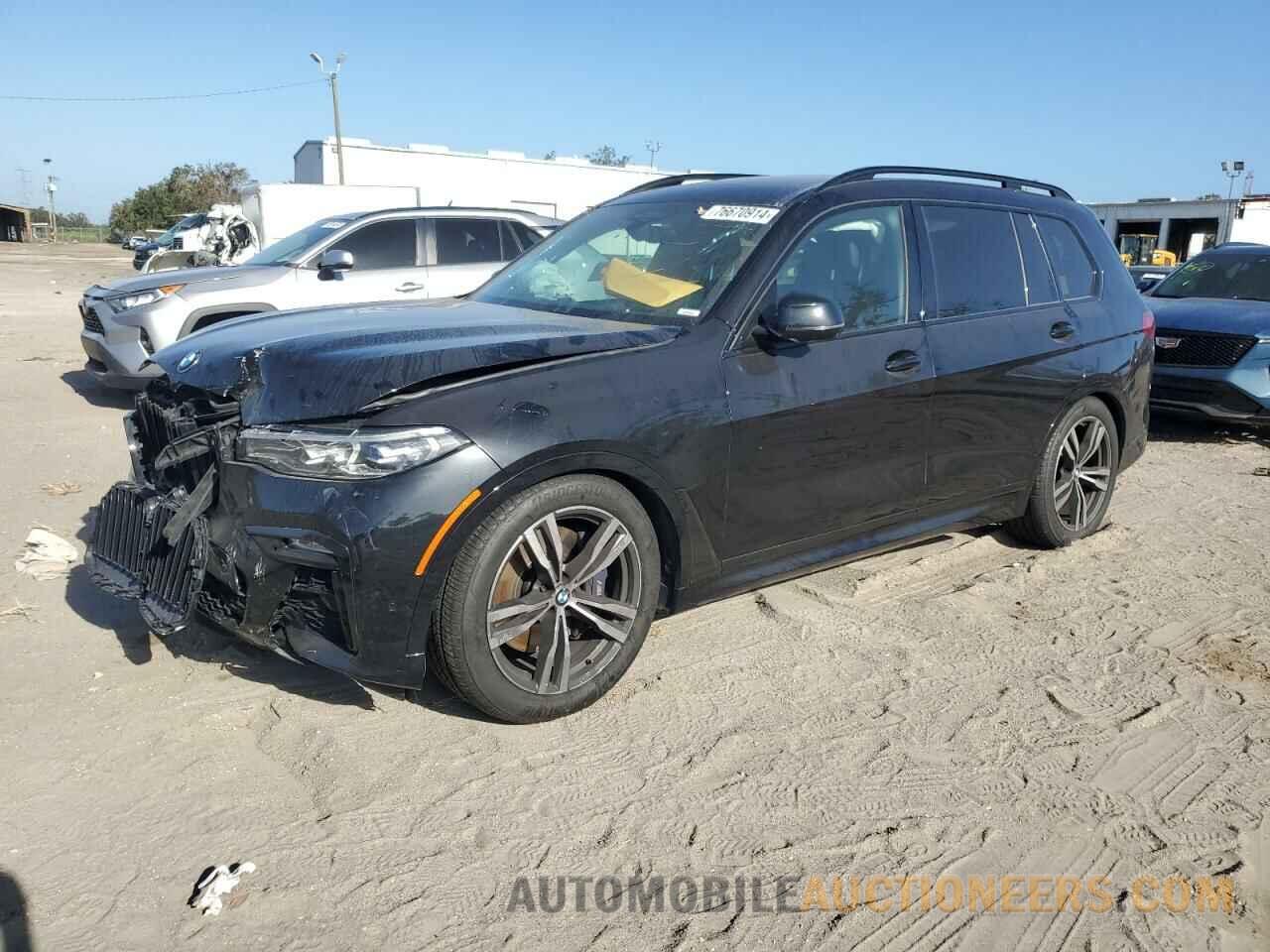 5UXCW2C07L9B00245 BMW X7 2020