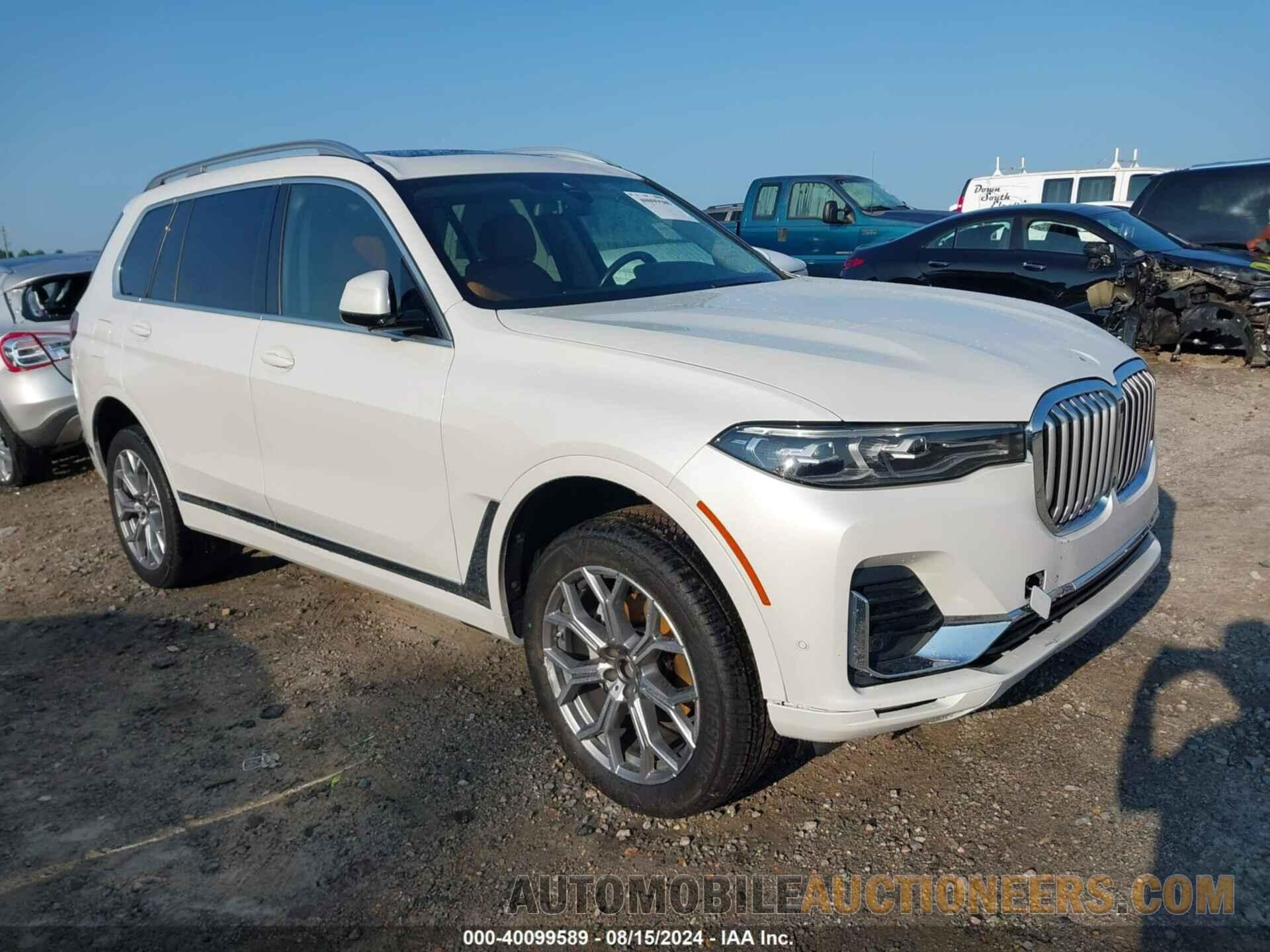 5UXCW2C07M9H12575 BMW X7 2021