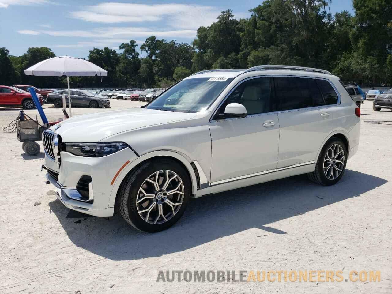 5UXCW2C08M9F03894 BMW X7 2021