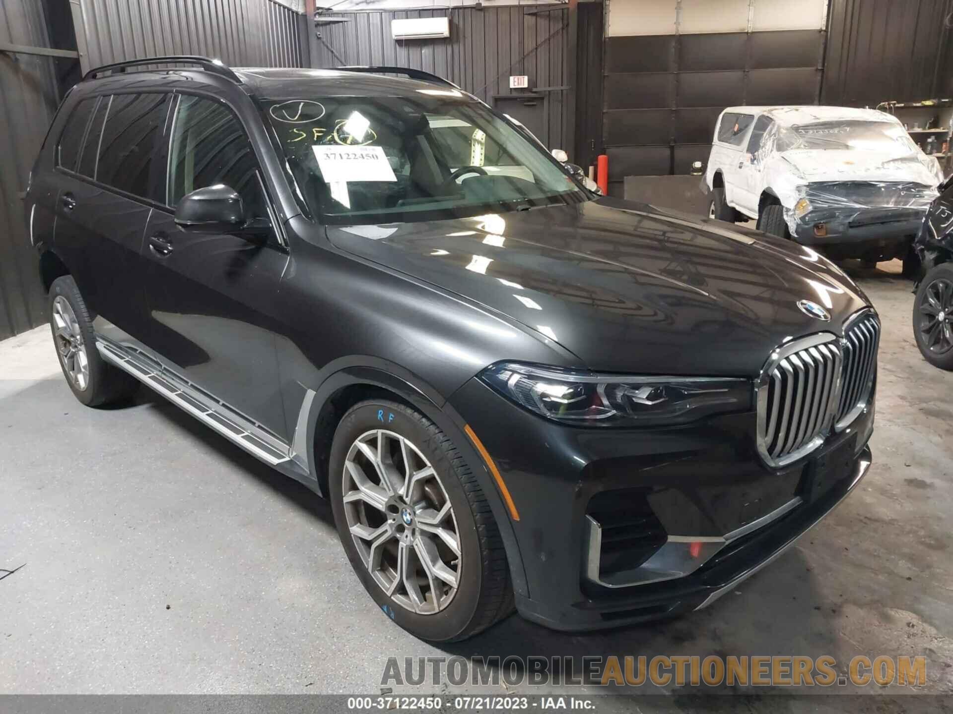 5UXCW2C08M9G05826 BMW X7 2021