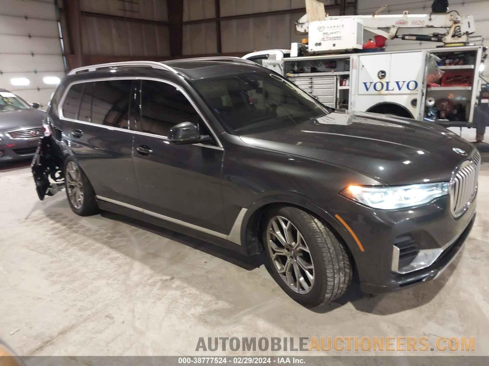 5UXCW2C08M9G78744 BMW X7 2021