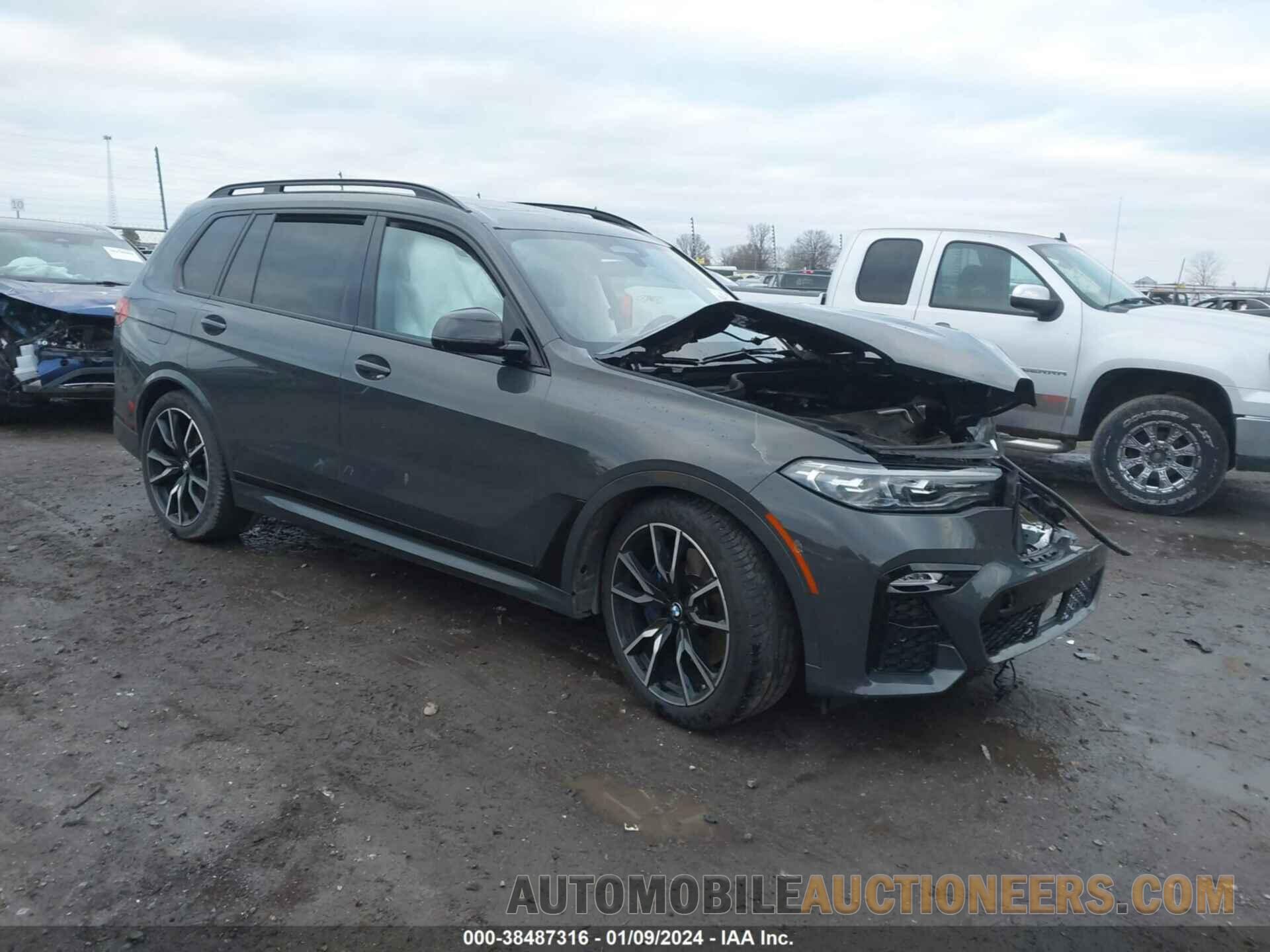 5UXCW2C08N9L89815 BMW X7 2022