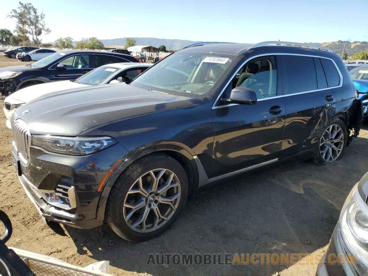 5UXCW2C09L9B38737 BMW X7 2020