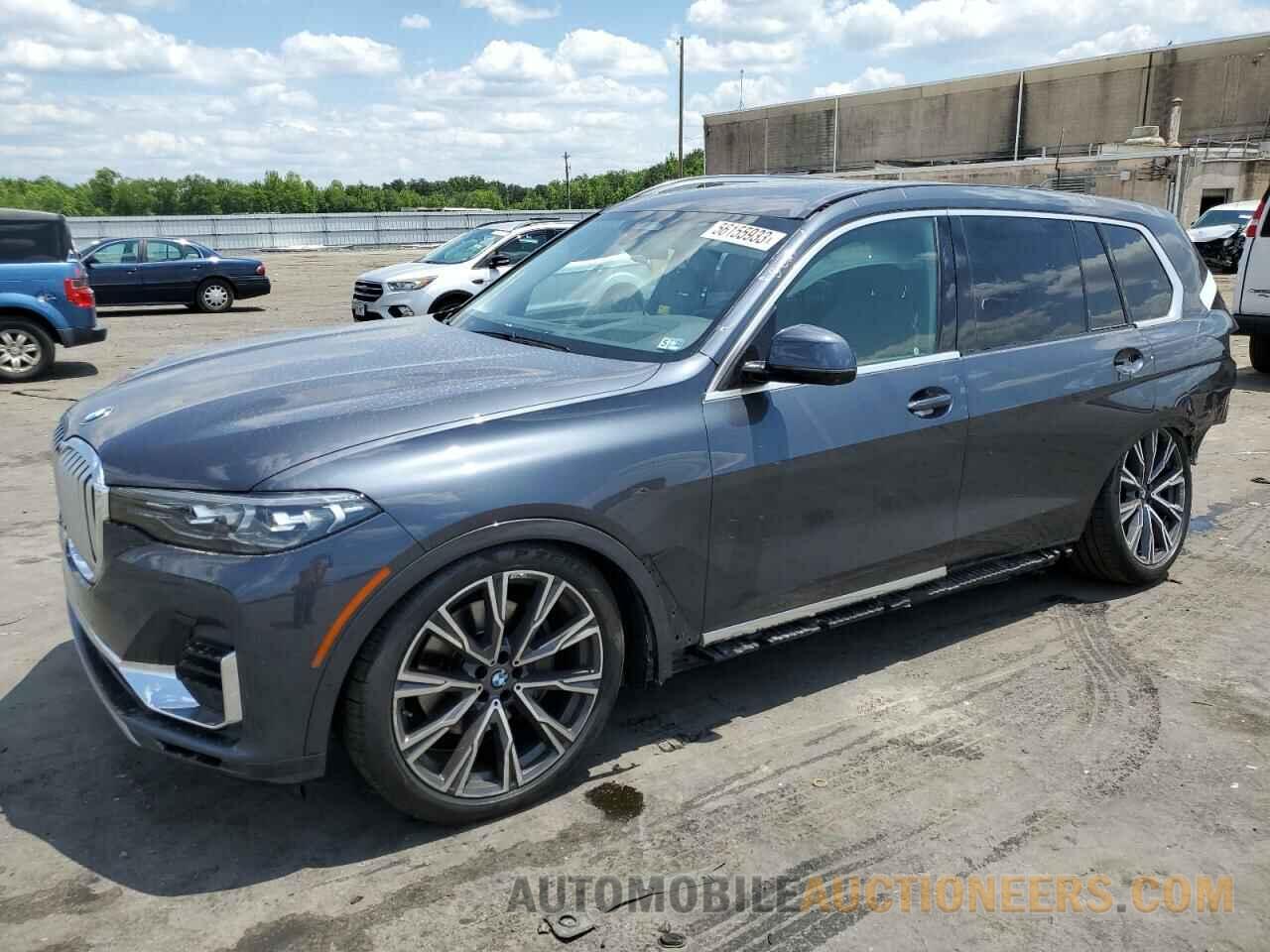 5UXCW2C09M9G33988 BMW X7 2021