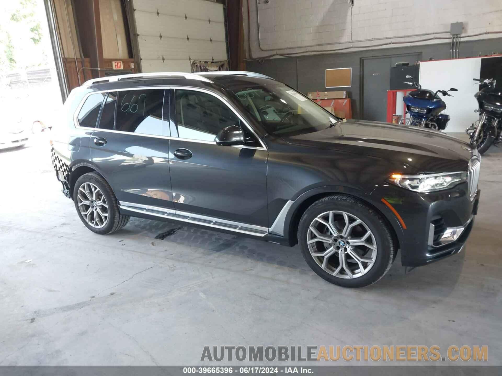 5UXCW2C0XL0E74675 BMW X7 2020