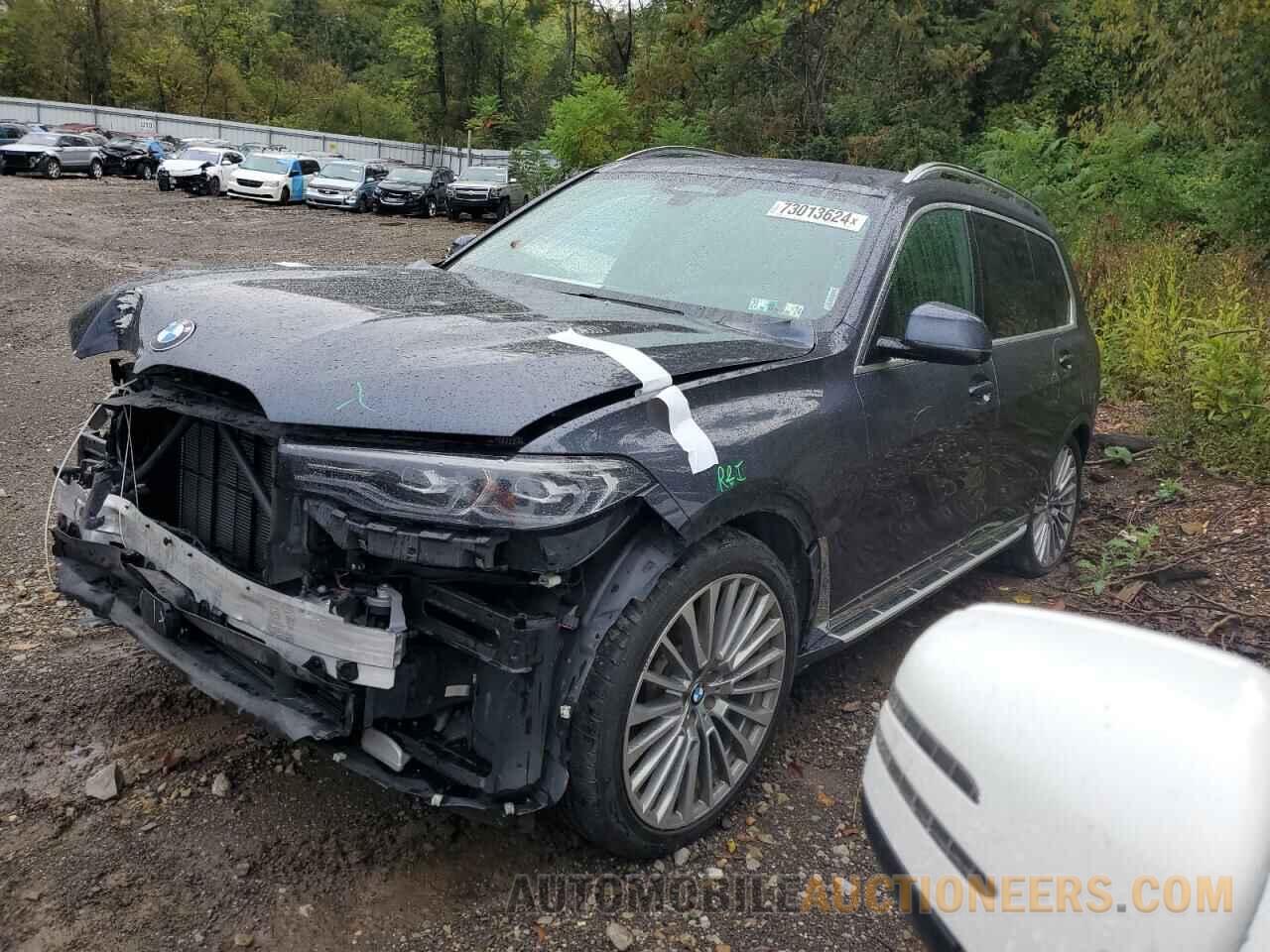 5UXCW2C0XL9B15399 BMW X7 2020