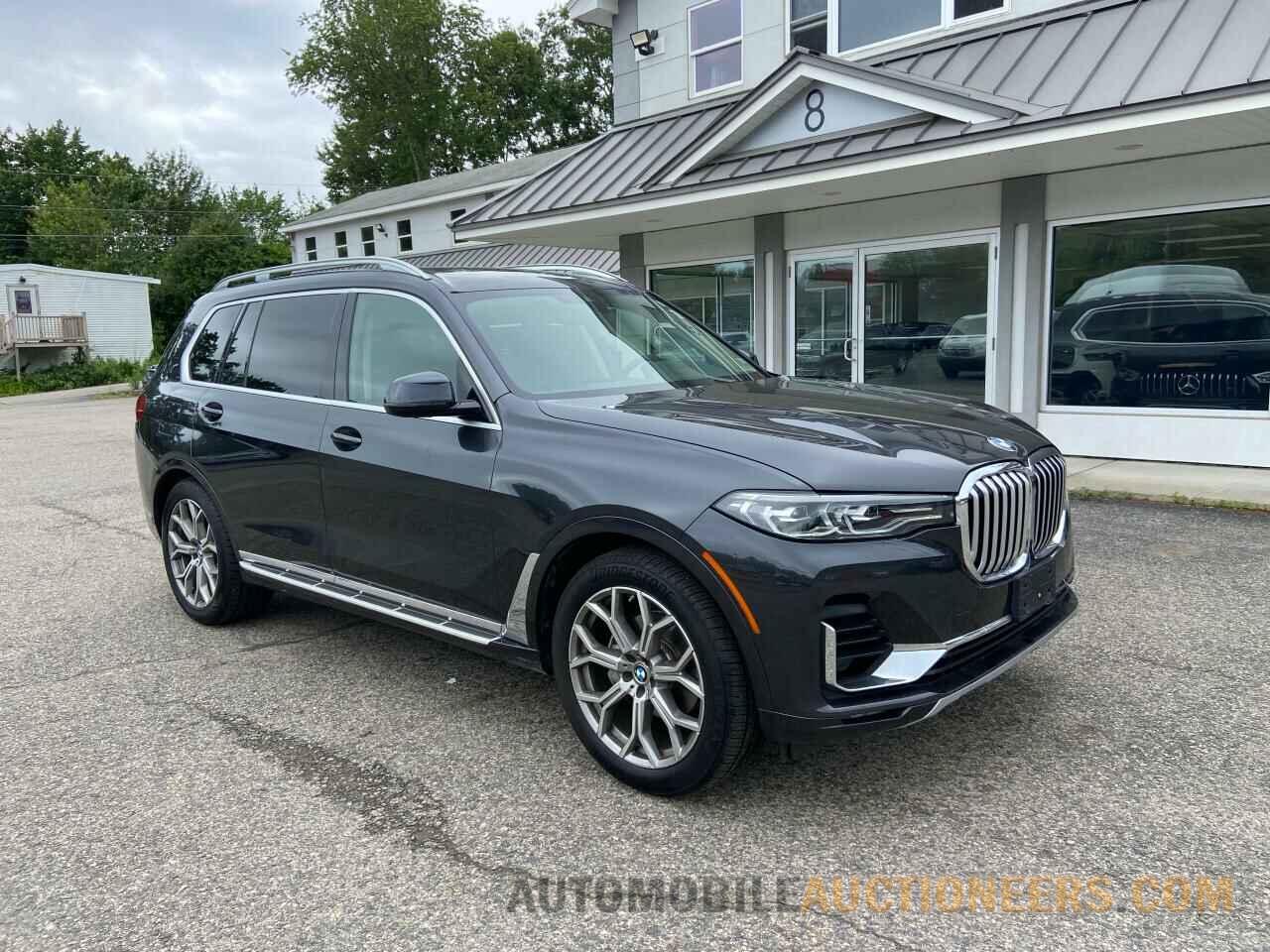 5UXCW2C0XL9B88885 BMW X7 2020