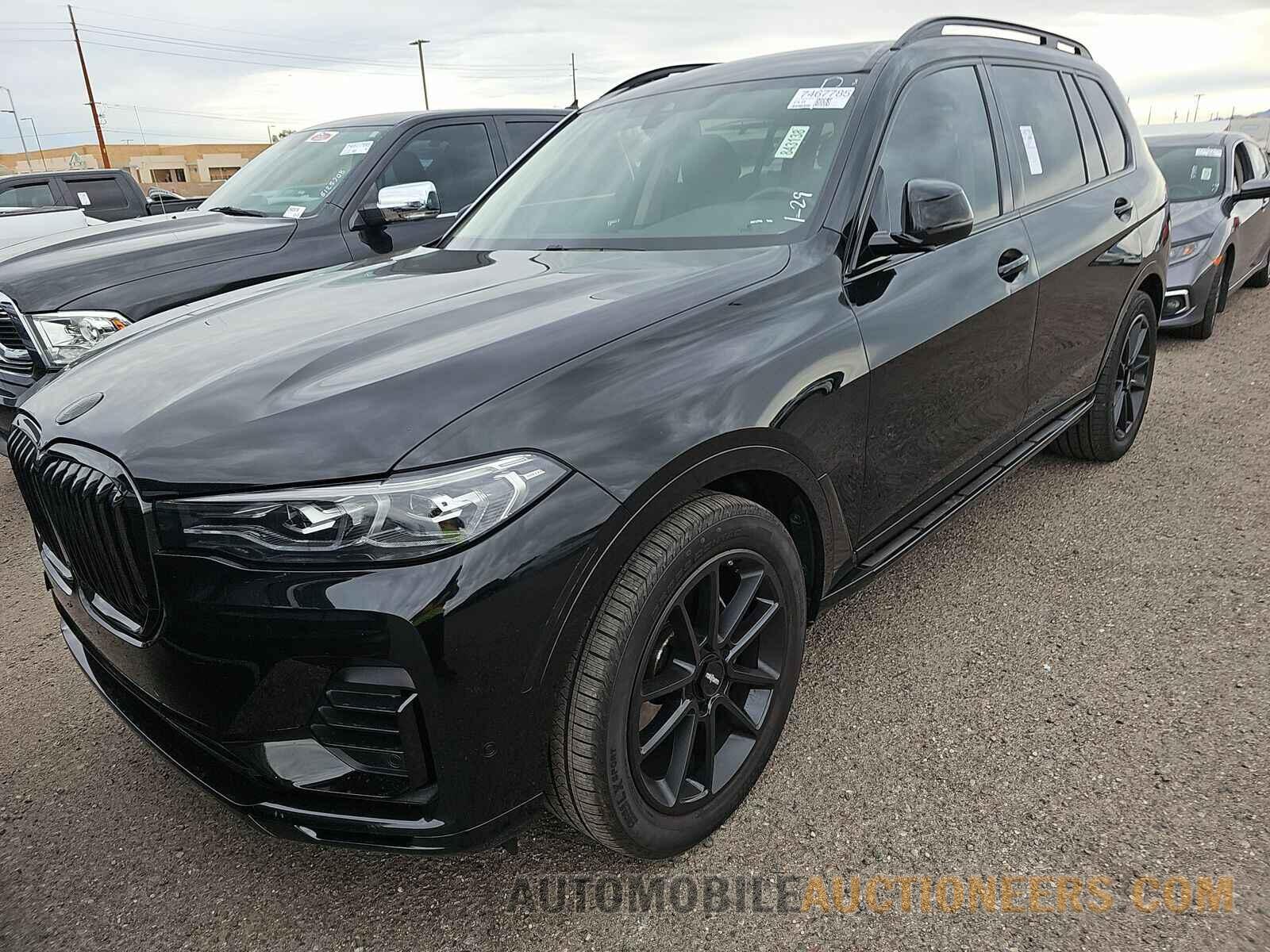 5UXCW2C0XM9G00644 BMW X7 2021