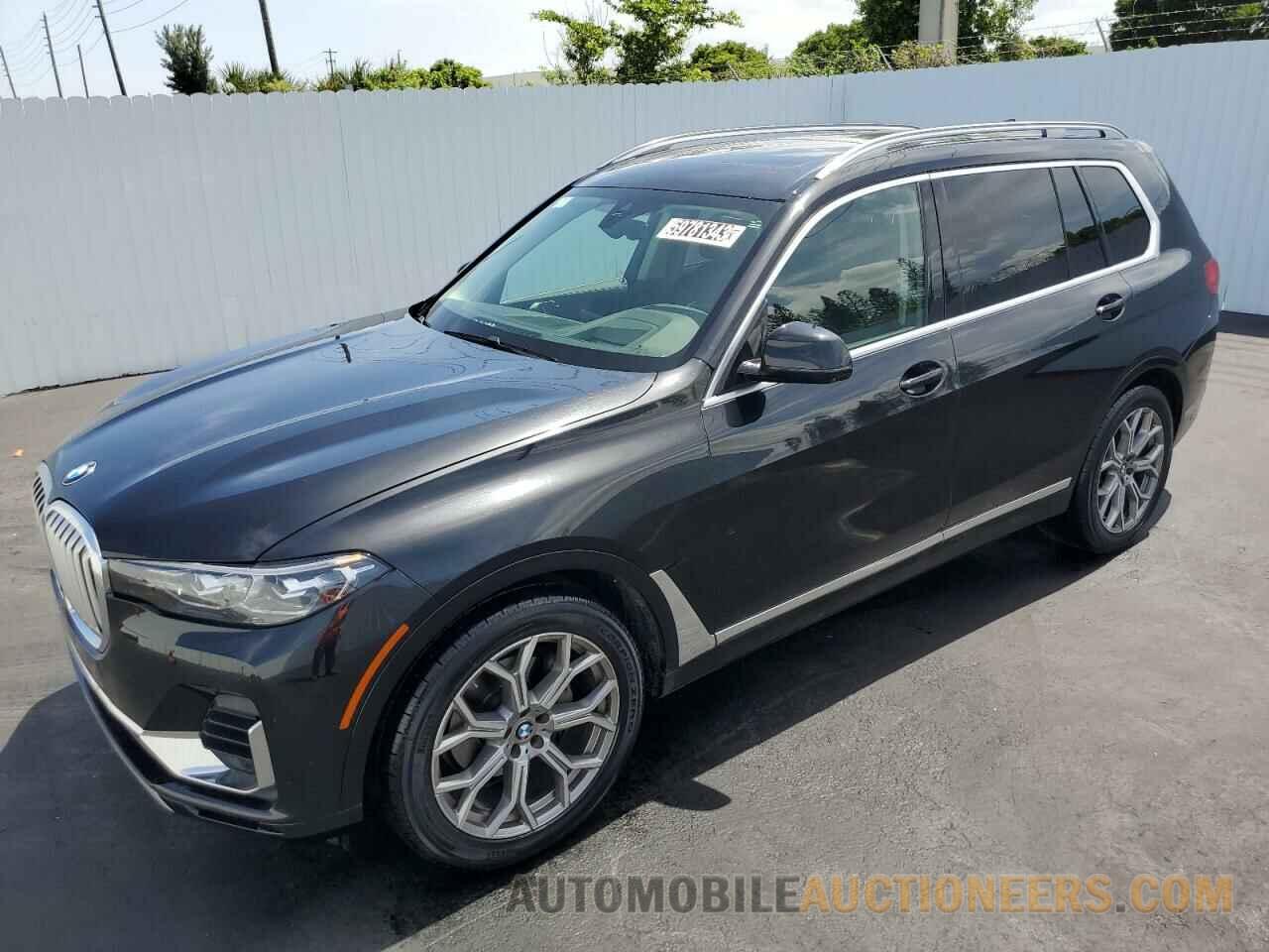 5UXCW2C0XM9H49894 BMW X7 2021