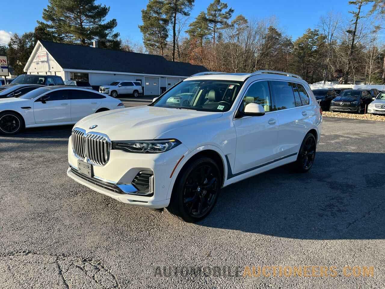 5UXCW2C50KL088546 BMW X7 2019